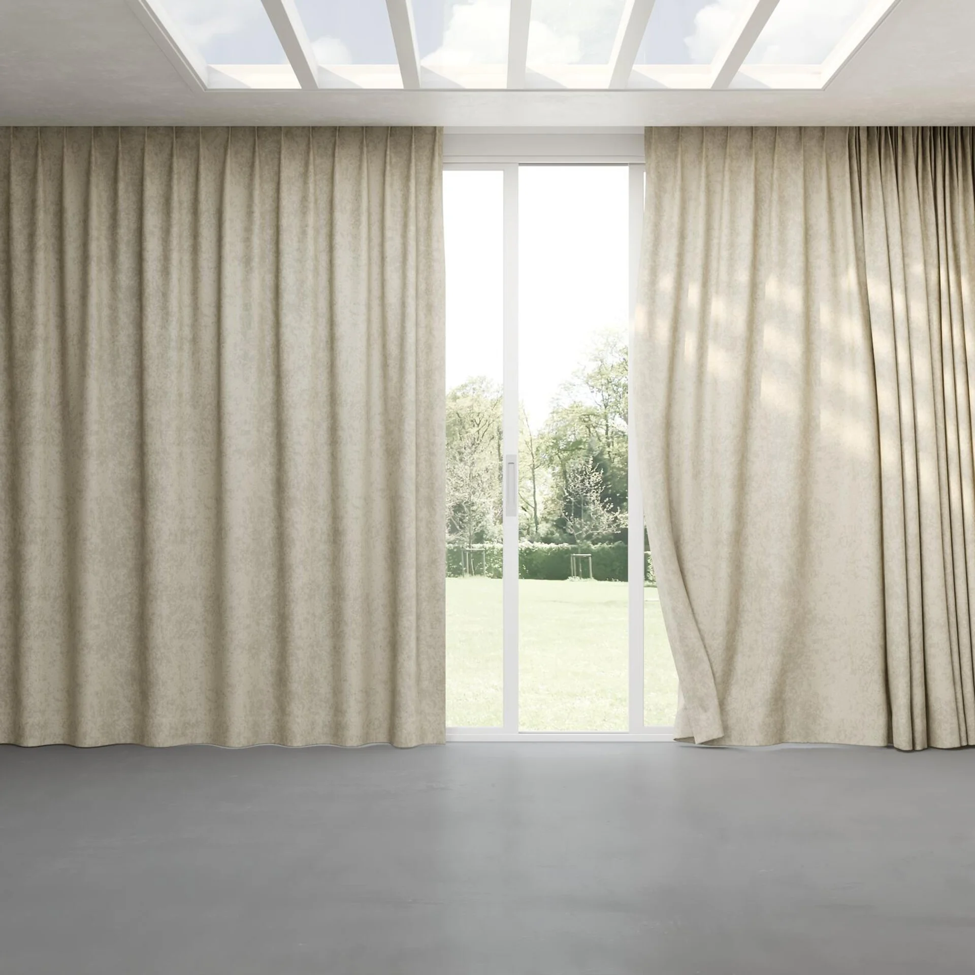 Full view of Opera Silver, pinch pleat