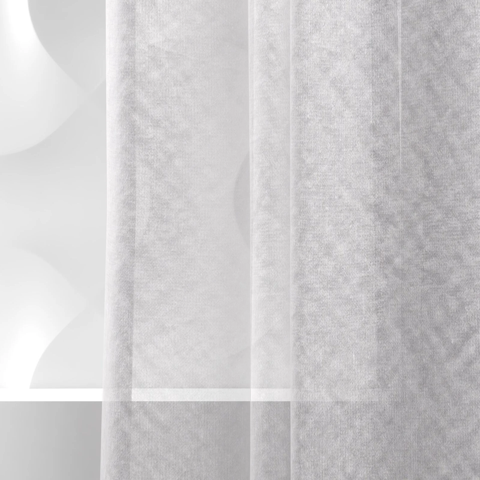 Detailed view of Selene String