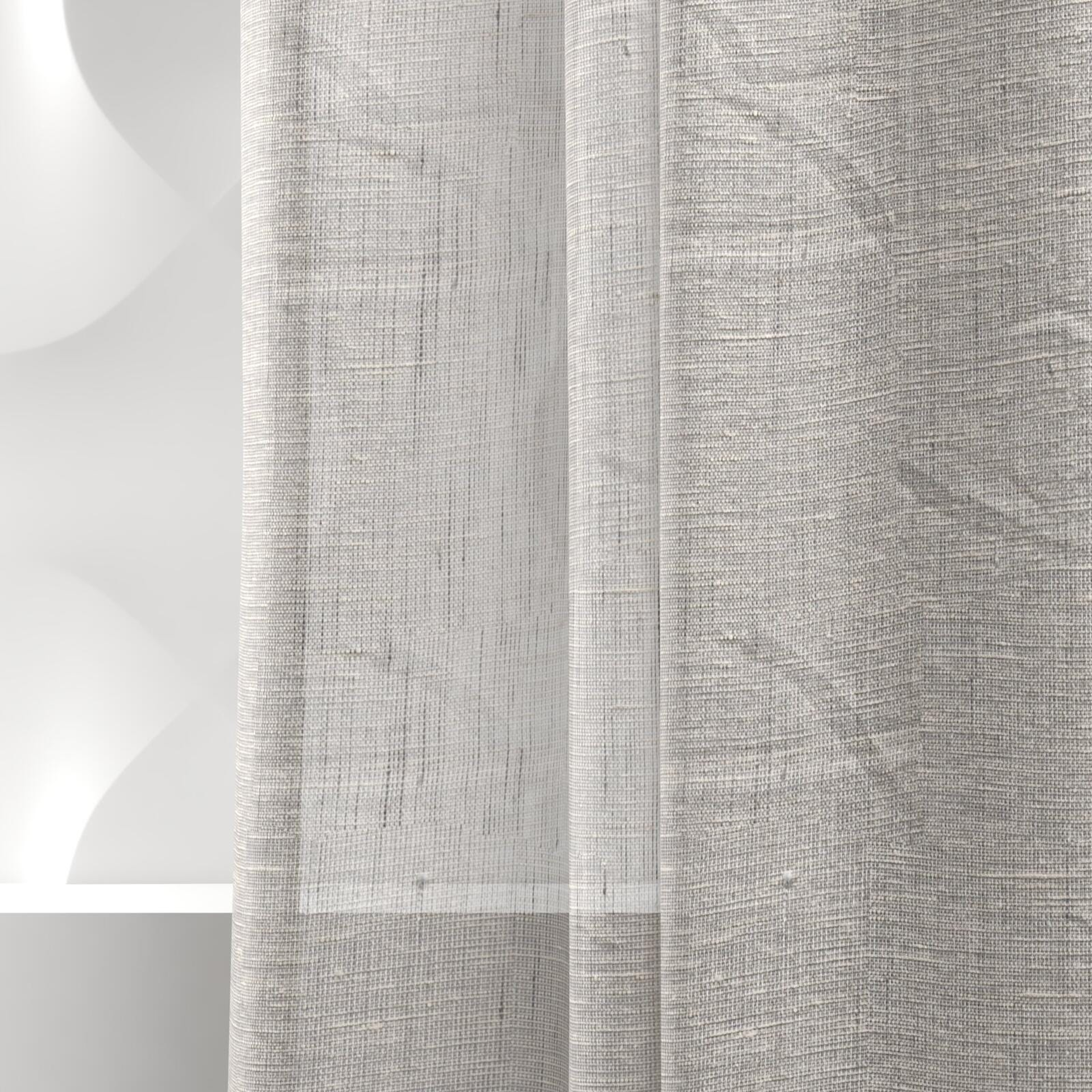 Detailed view of Lino Silver Birch