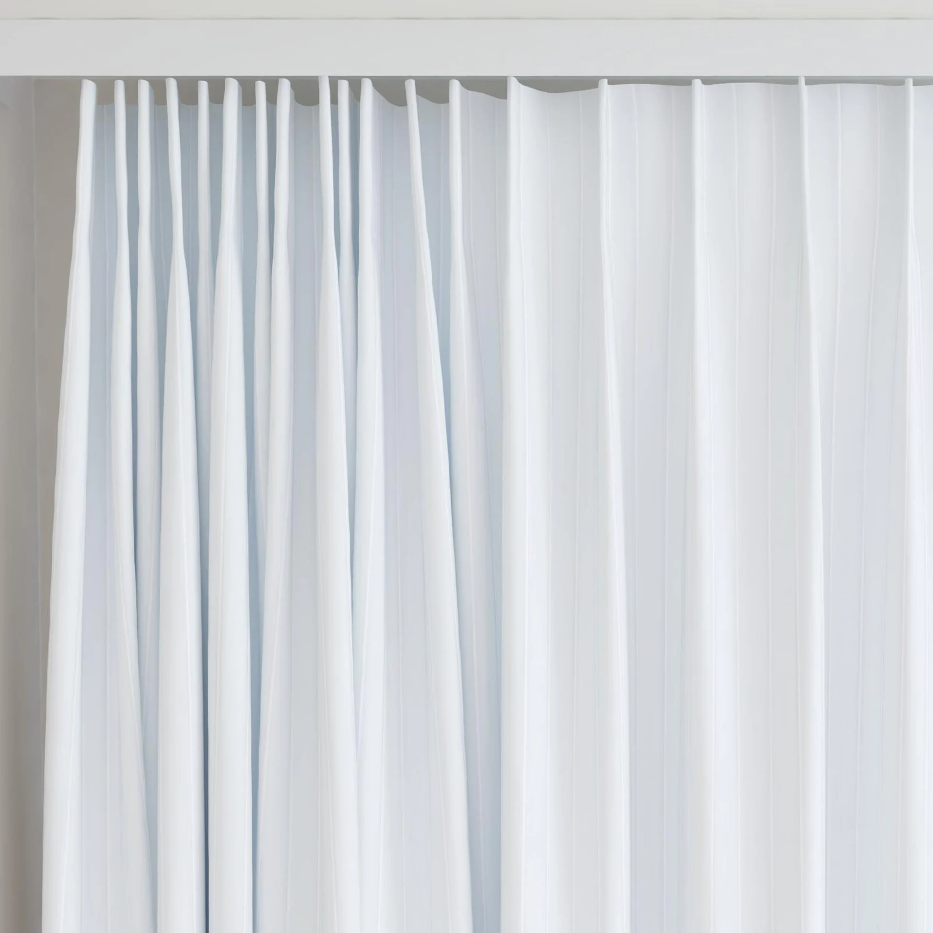 Top view of Cordial Swan, on curtain rail