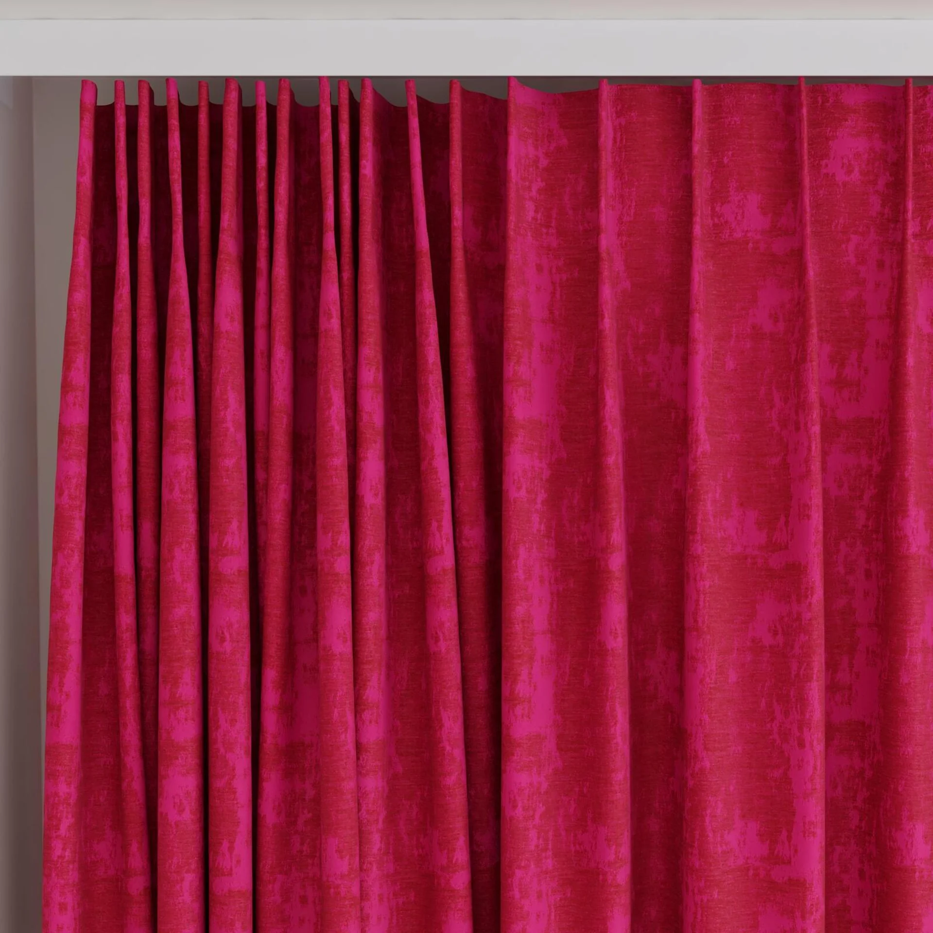 Top view of Innovation Passion, on curtain rail