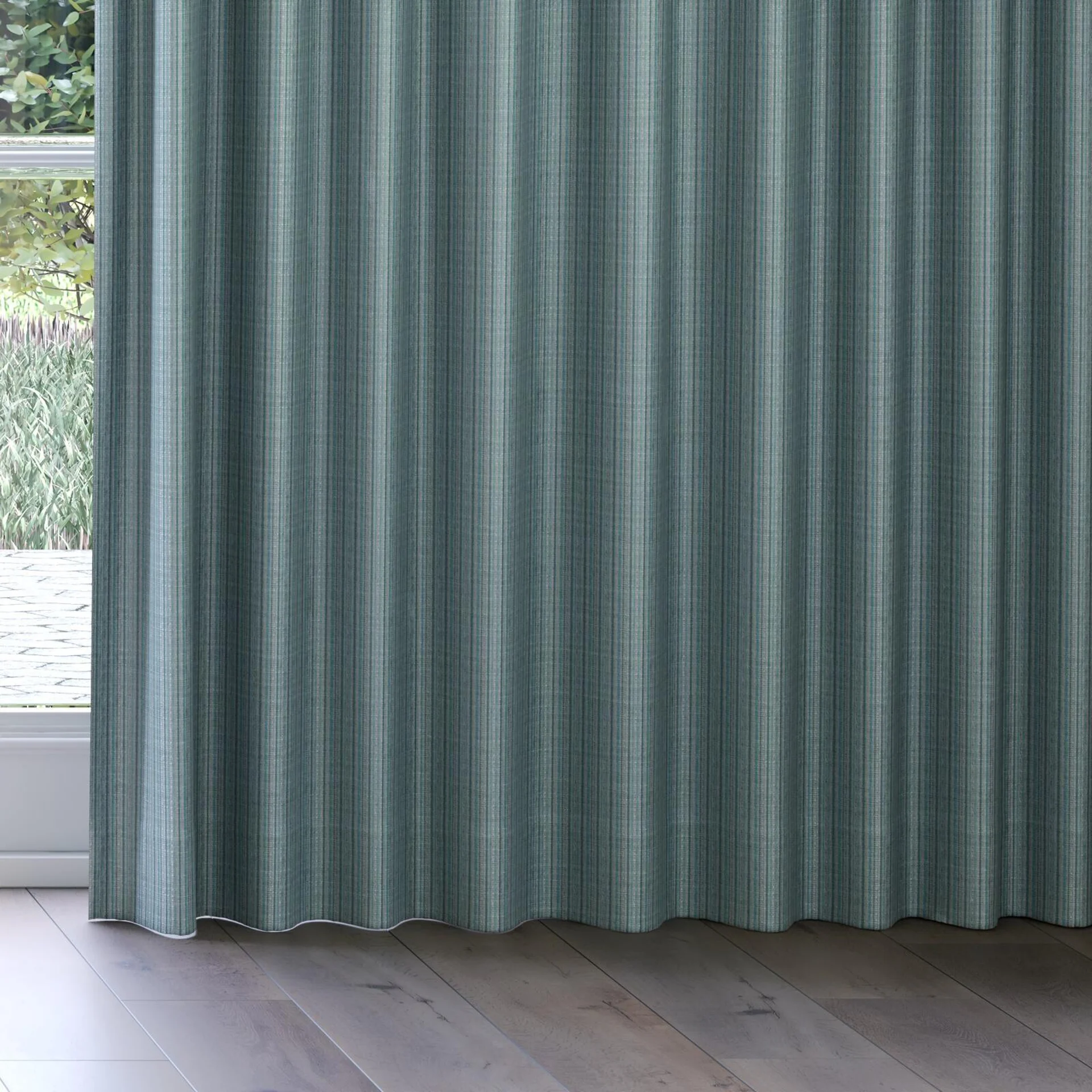 Bottom view of Oviedo Ocean, on curtain rail