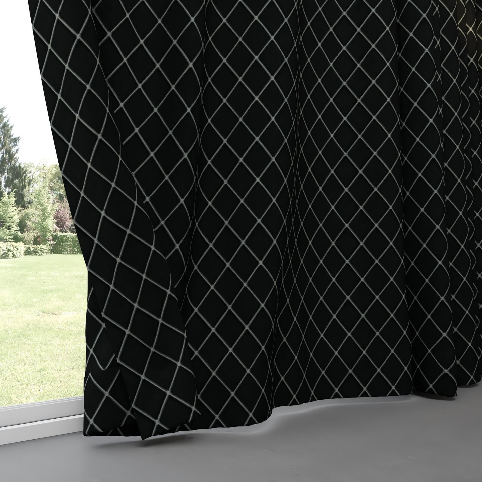 Bottom view of Pantheon Graphite, pinch pleat