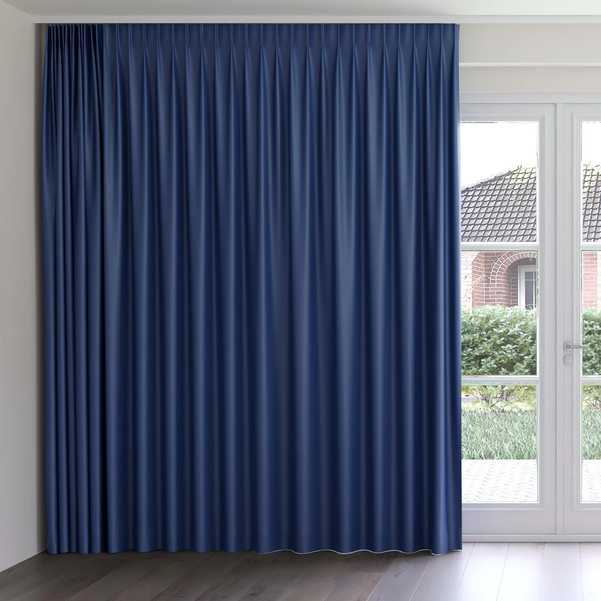 Front view of Blockbuster Marine, on curtain rail