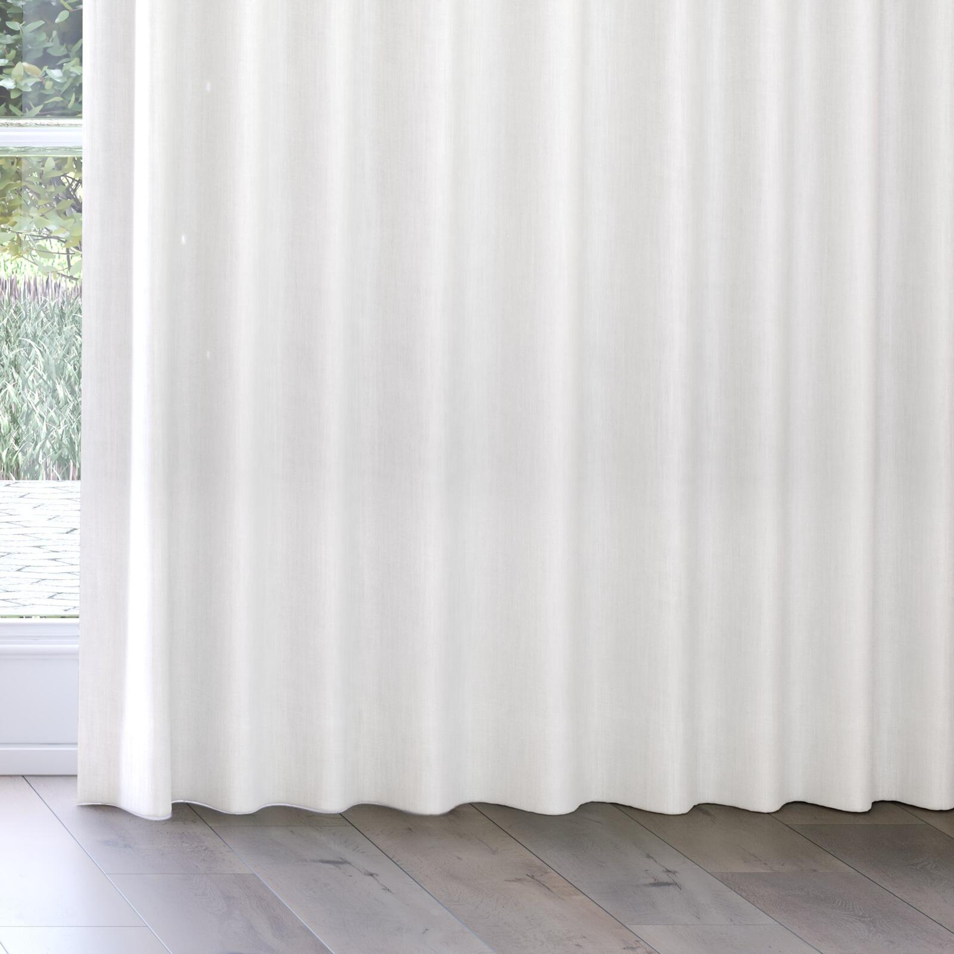 Bottom view of Lexicon Snow, on curtain rail