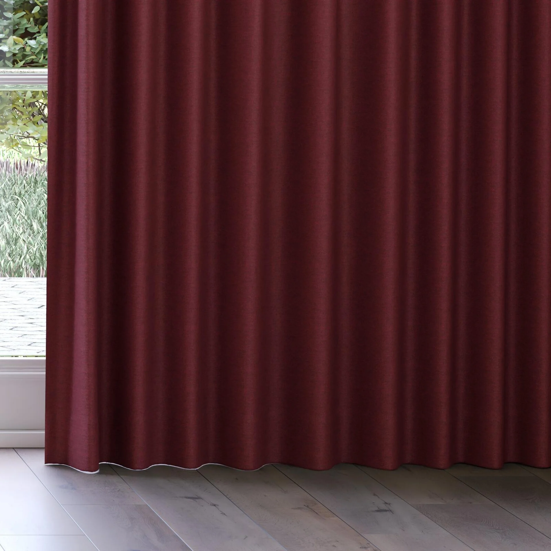 Bottom view of Bravo Beaujolais, on curtain rail