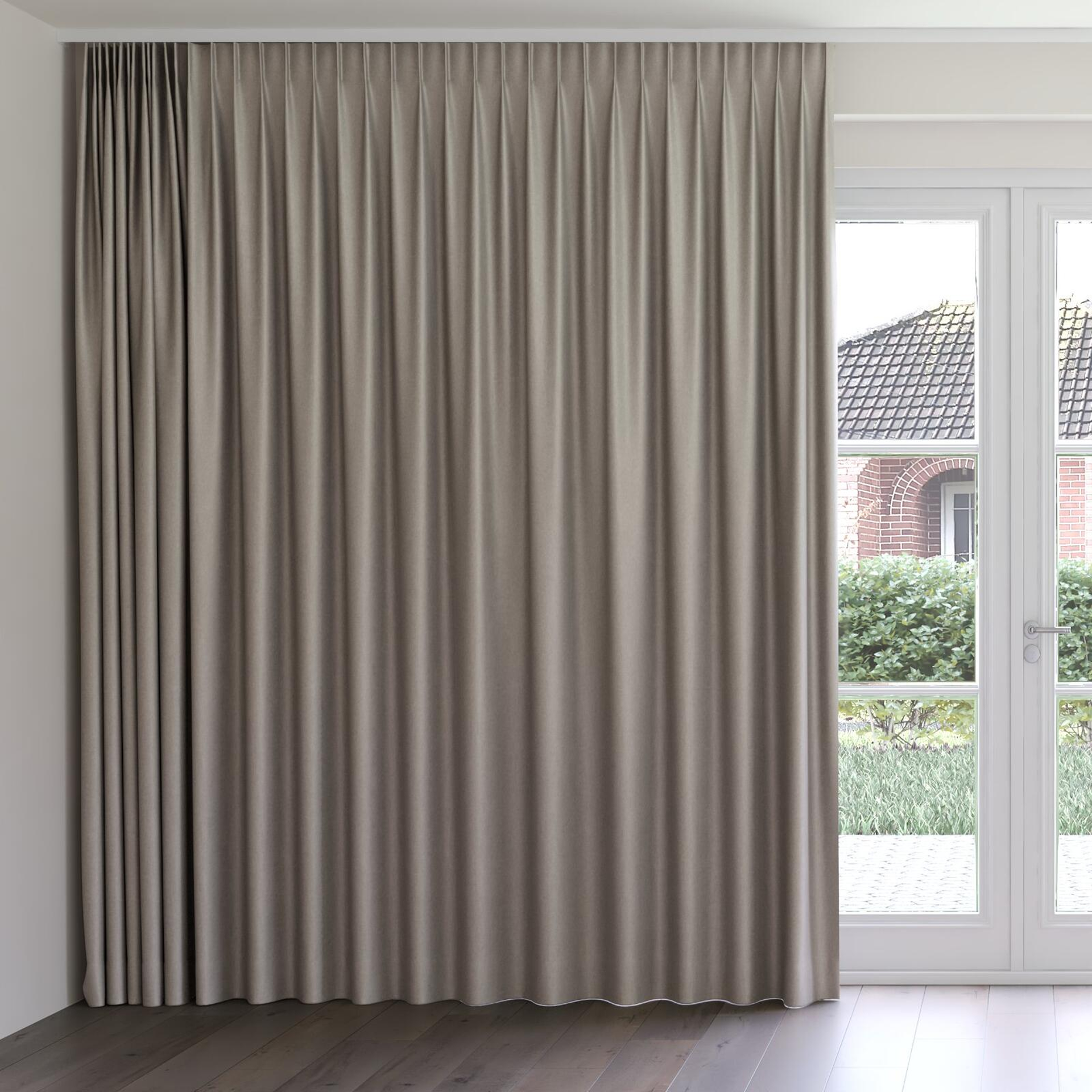 Front view of Fiji Griffin, on curtain rail