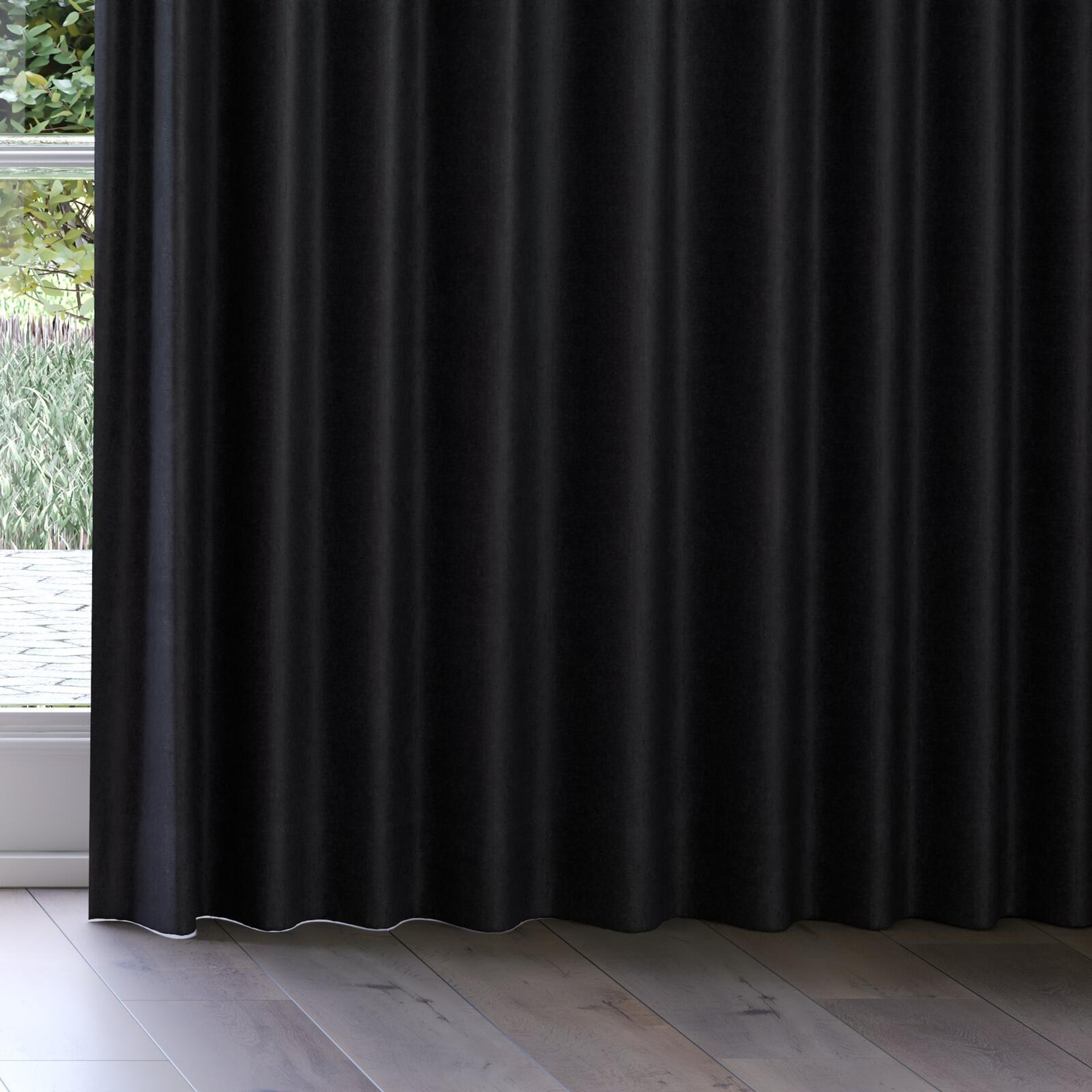 Bottom view of Hug Onyx, on curtain rail