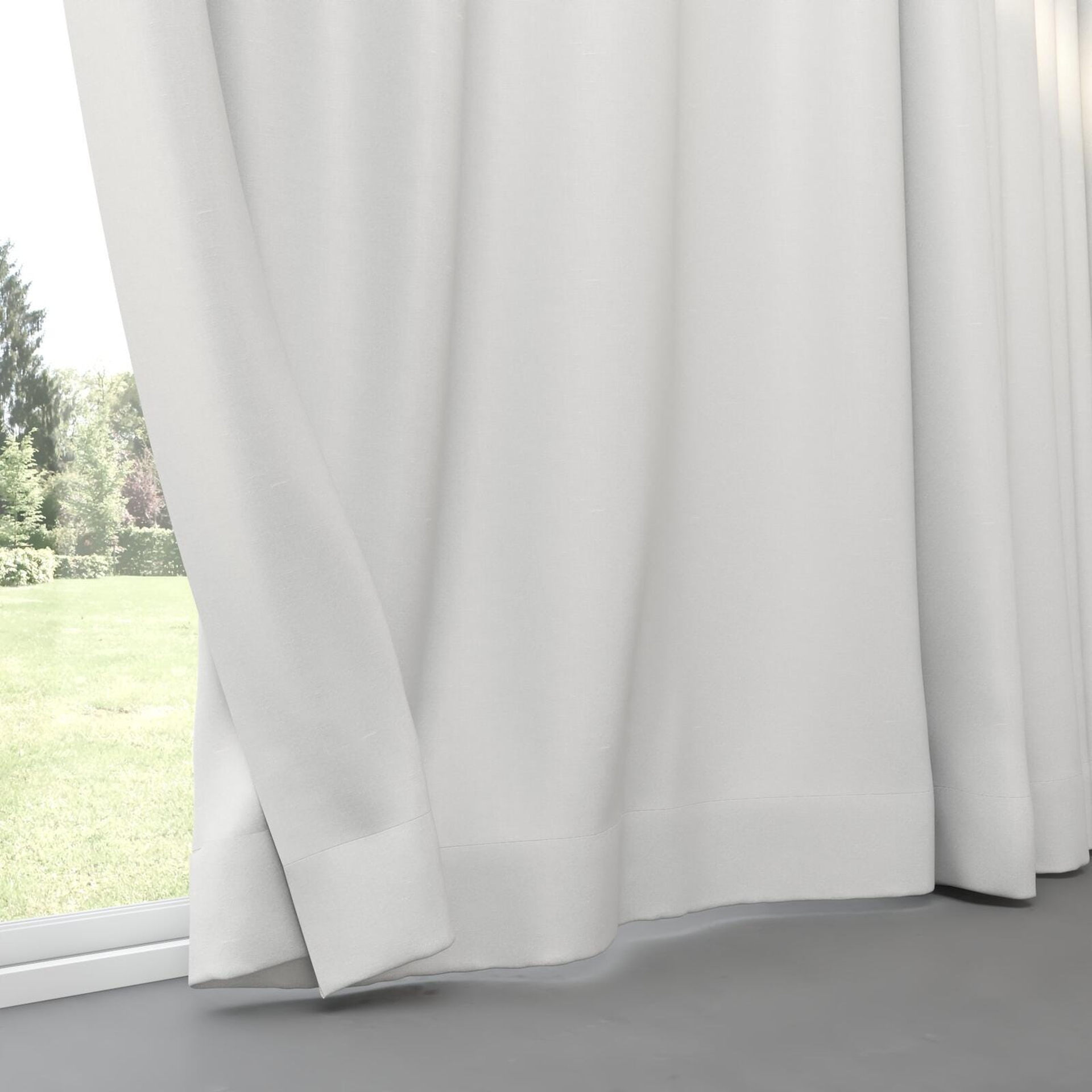 Bottom view of Atelier Ivory, pinch pleat