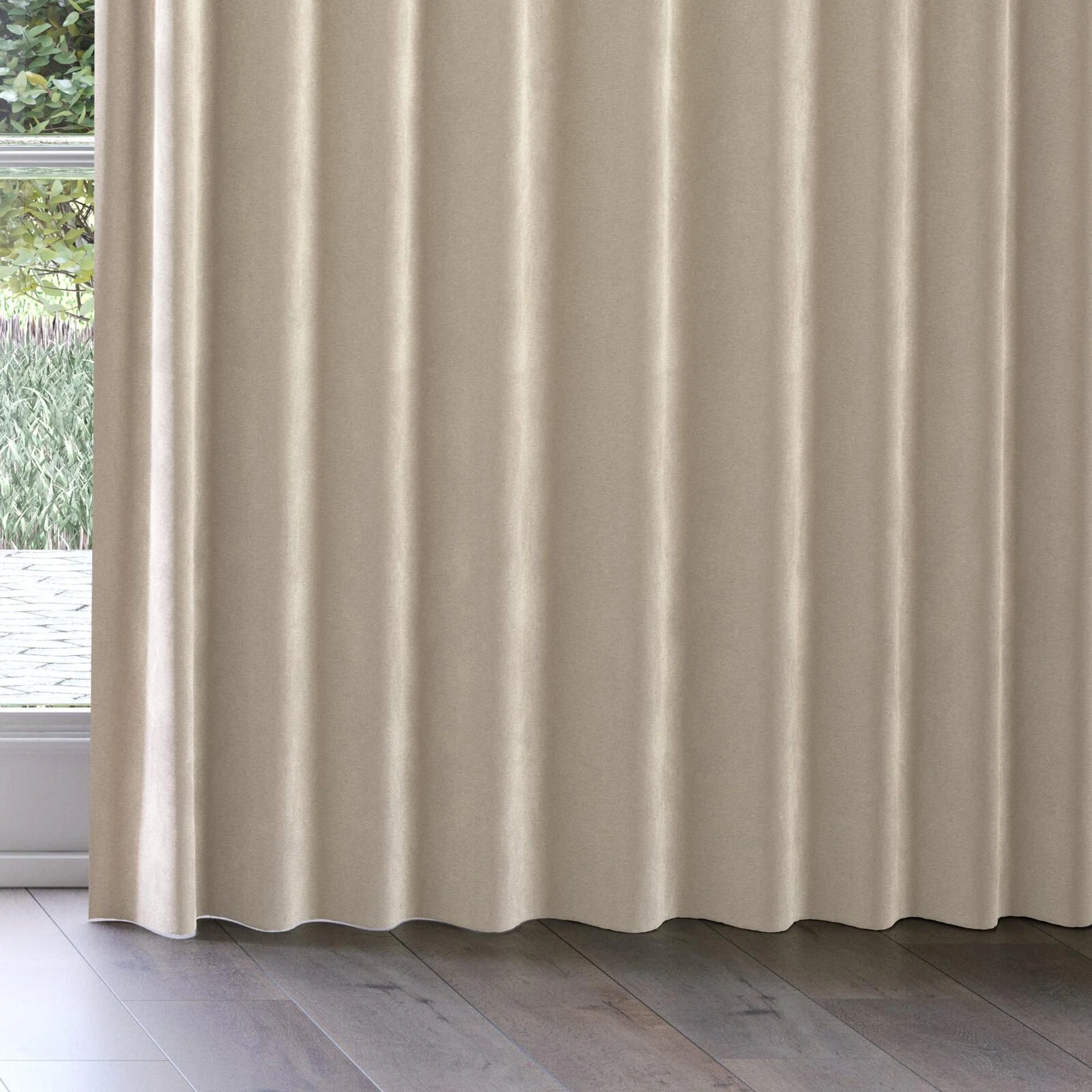 Bottom view of Moon Stone, on curtain rail