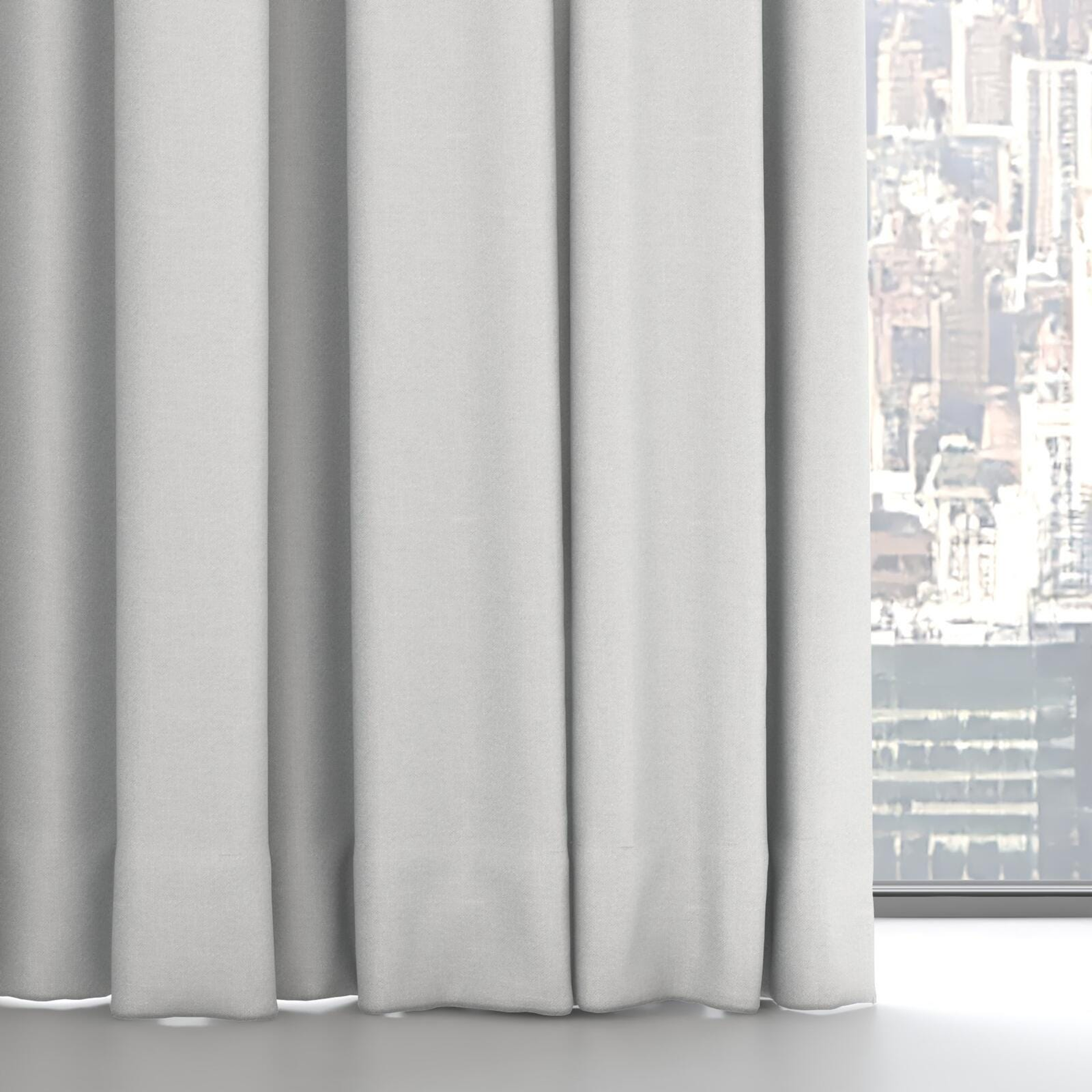 Bottom view of Atelier Ivory, on hidden rail