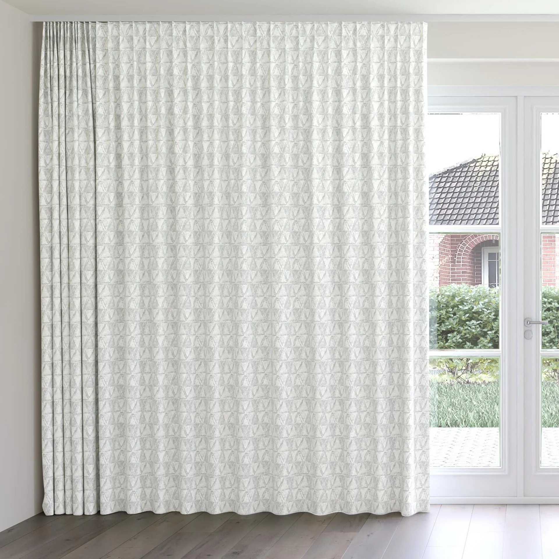 Front view of Handsome Crystal, on curtain rail