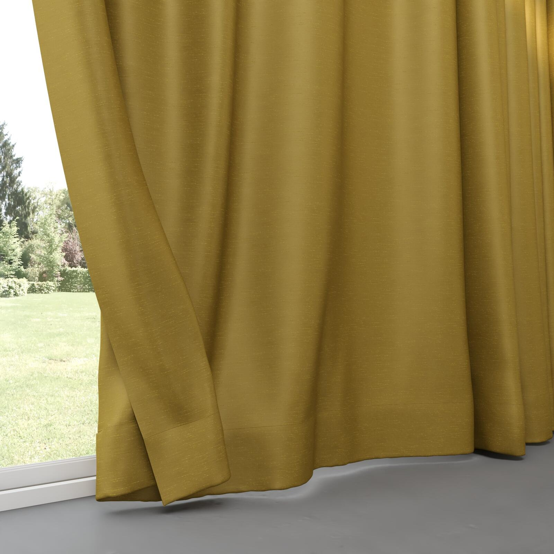 Bottom view of Silk Road Tarnished, pinch pleat