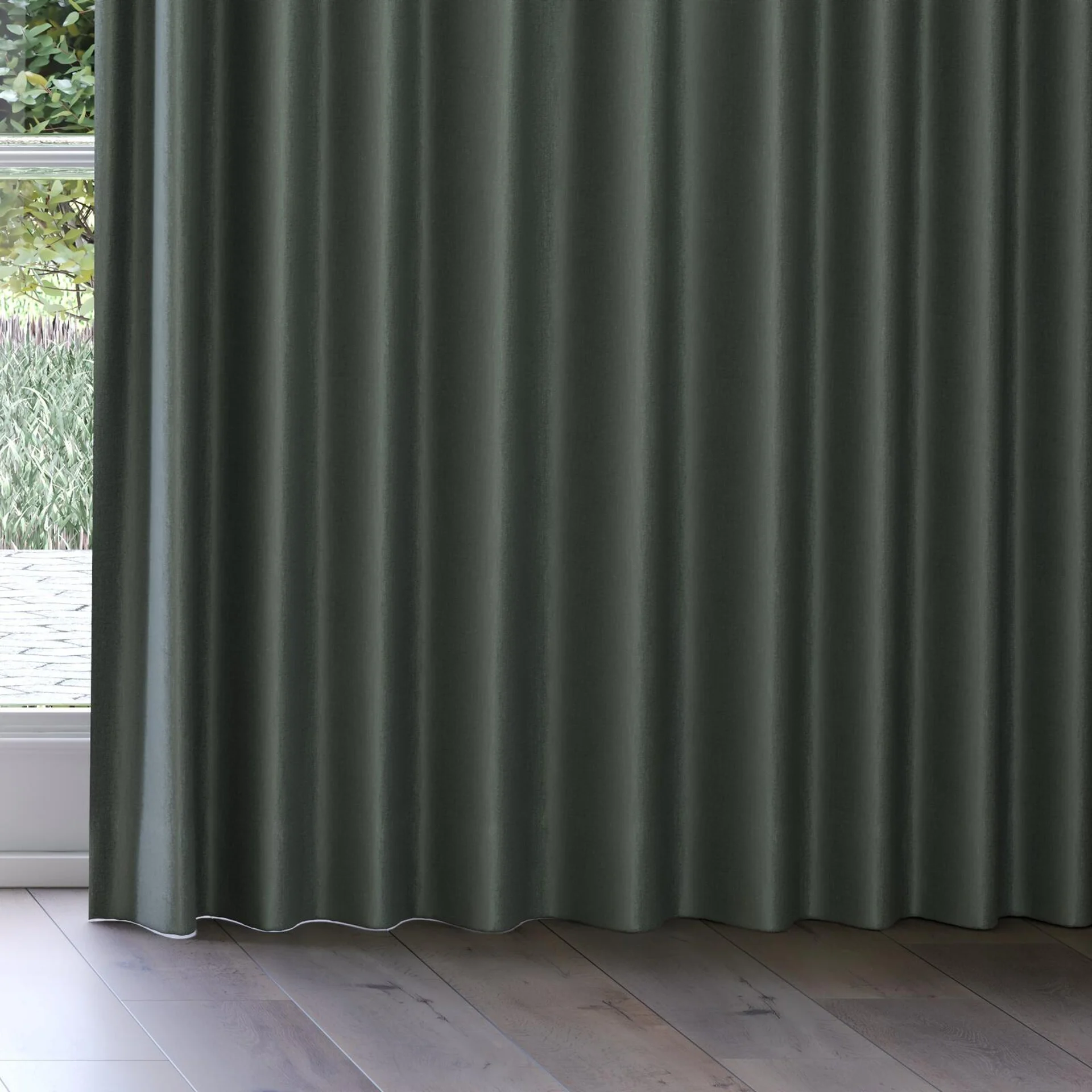 Bottom view of Rewind Hunter, on curtain rail