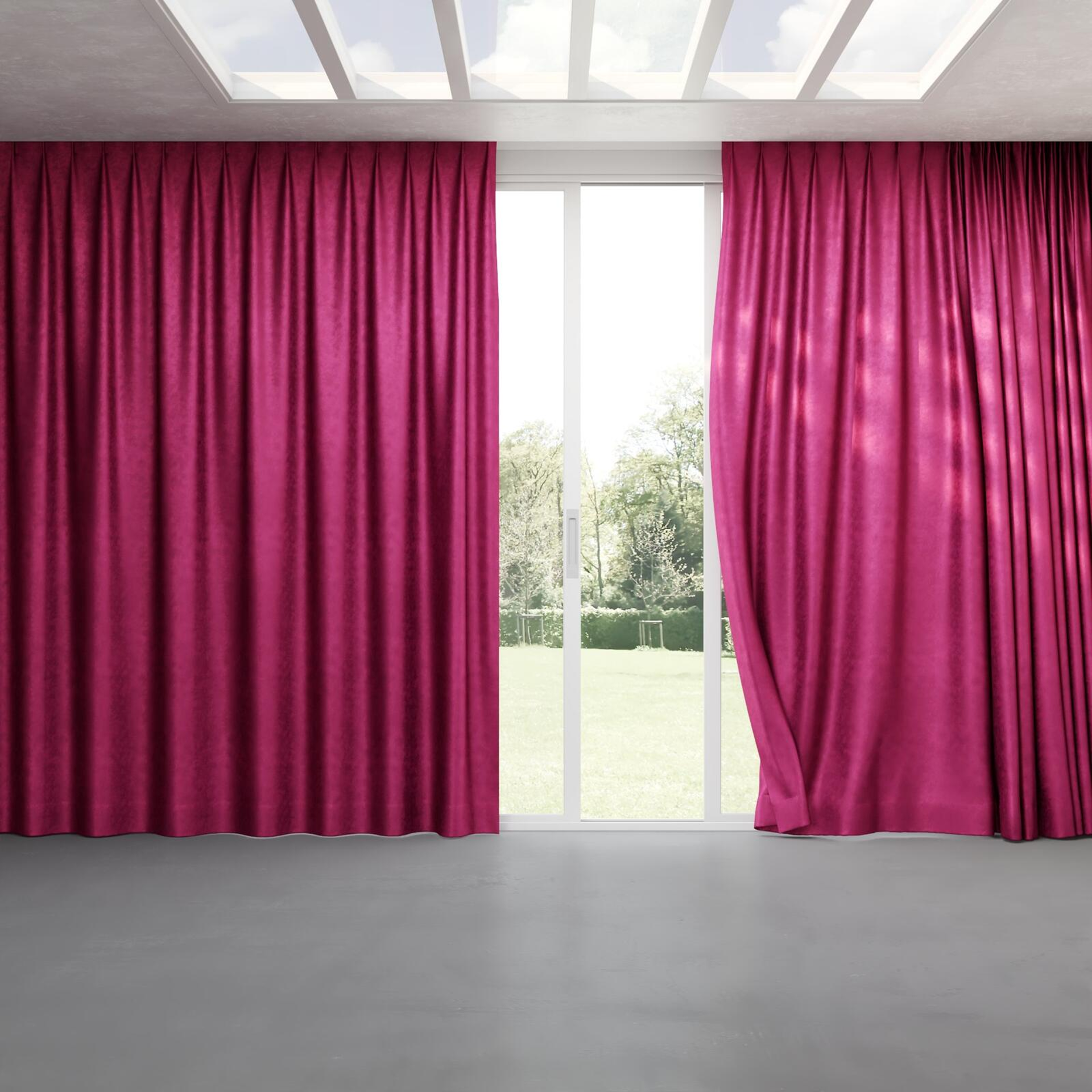 Full view of Fizz Magenta, pinch pleat