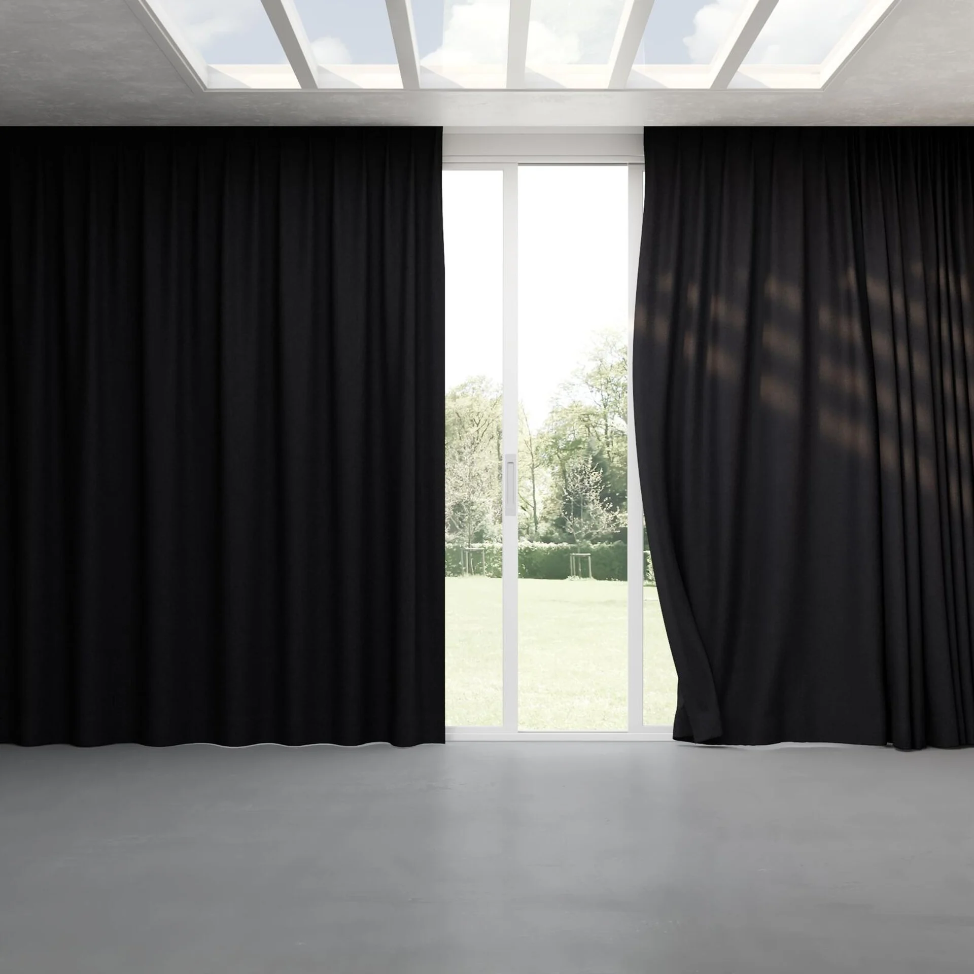 Full view of Rover Onyx, pinch pleat