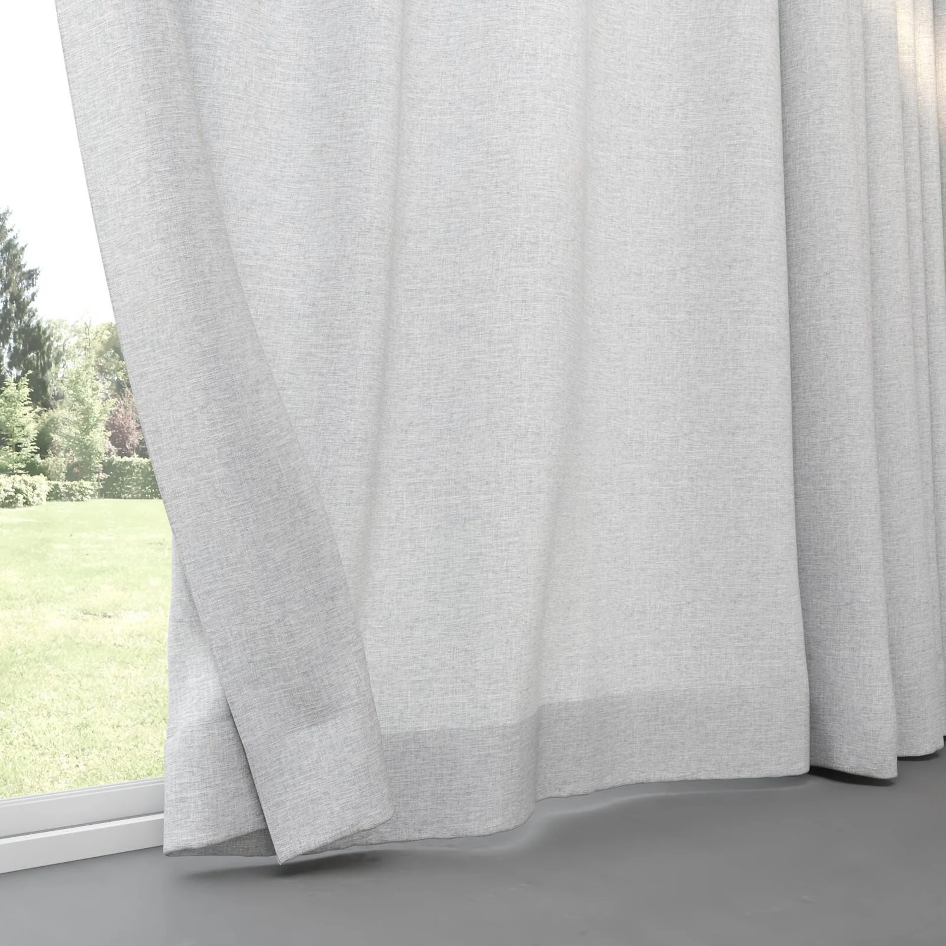 Bottom view of Envoy 2 Winter 320cm, pinch pleat