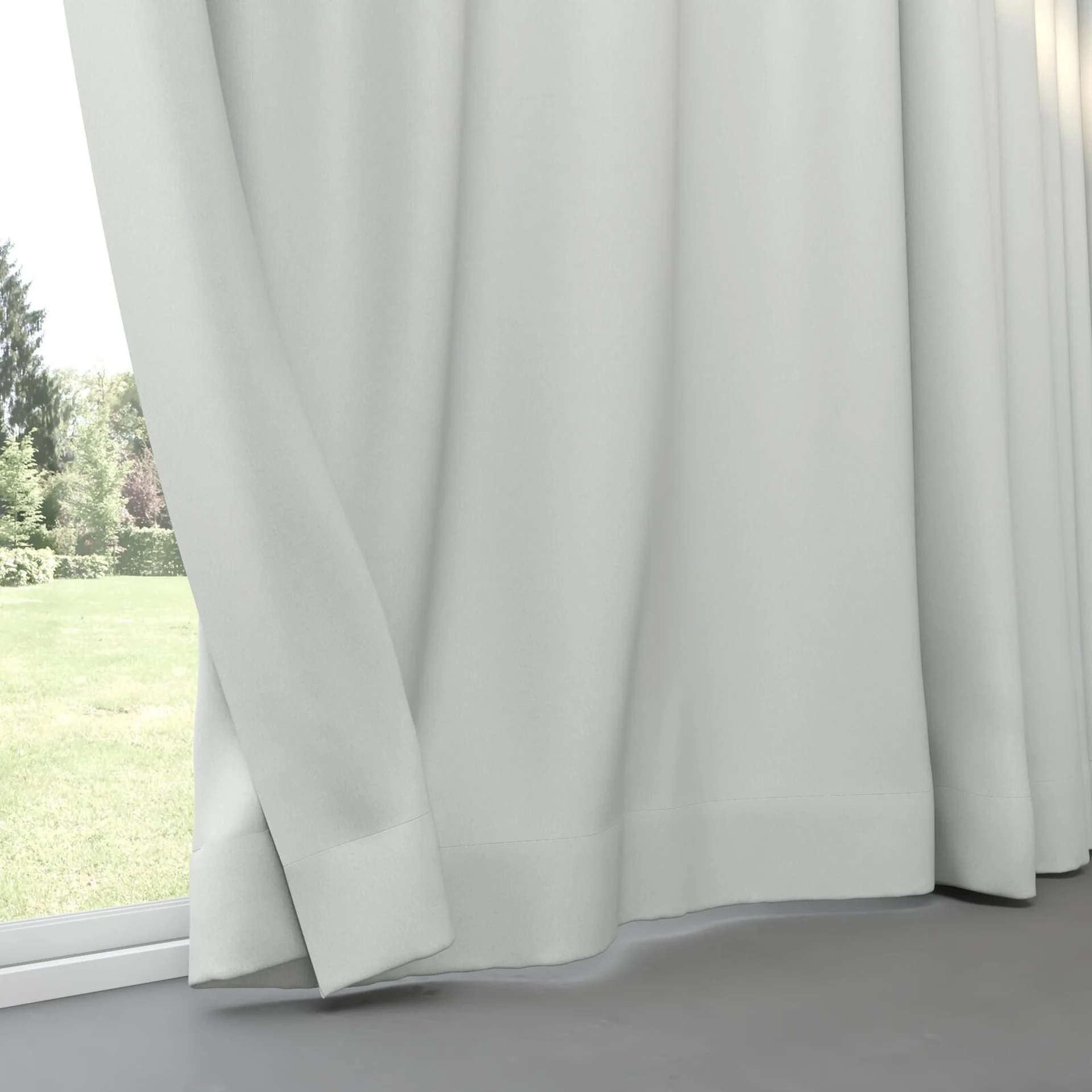 Bottom view of Woolskin Silver, pinch pleat