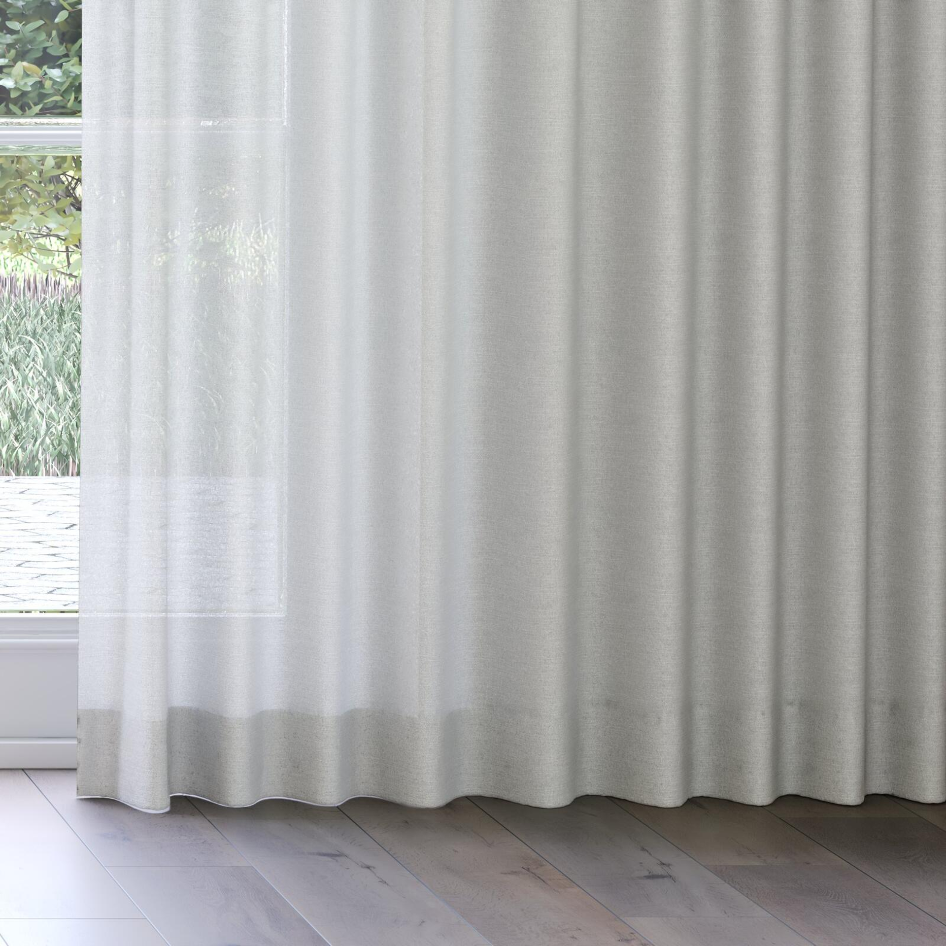 Bottom view of Revel Nile, on curtain rail