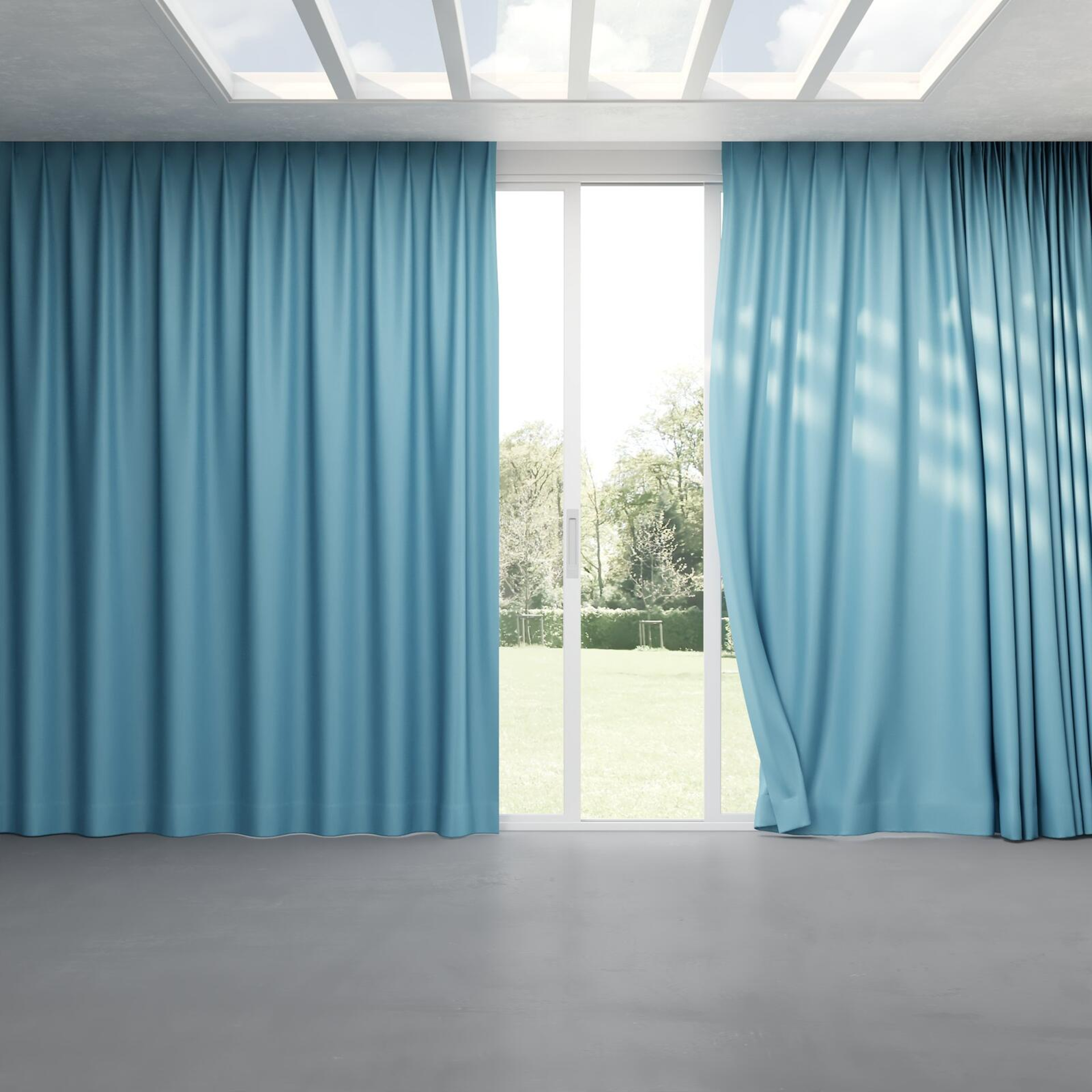 Full view of Kidglove Fontaine, pinch pleat