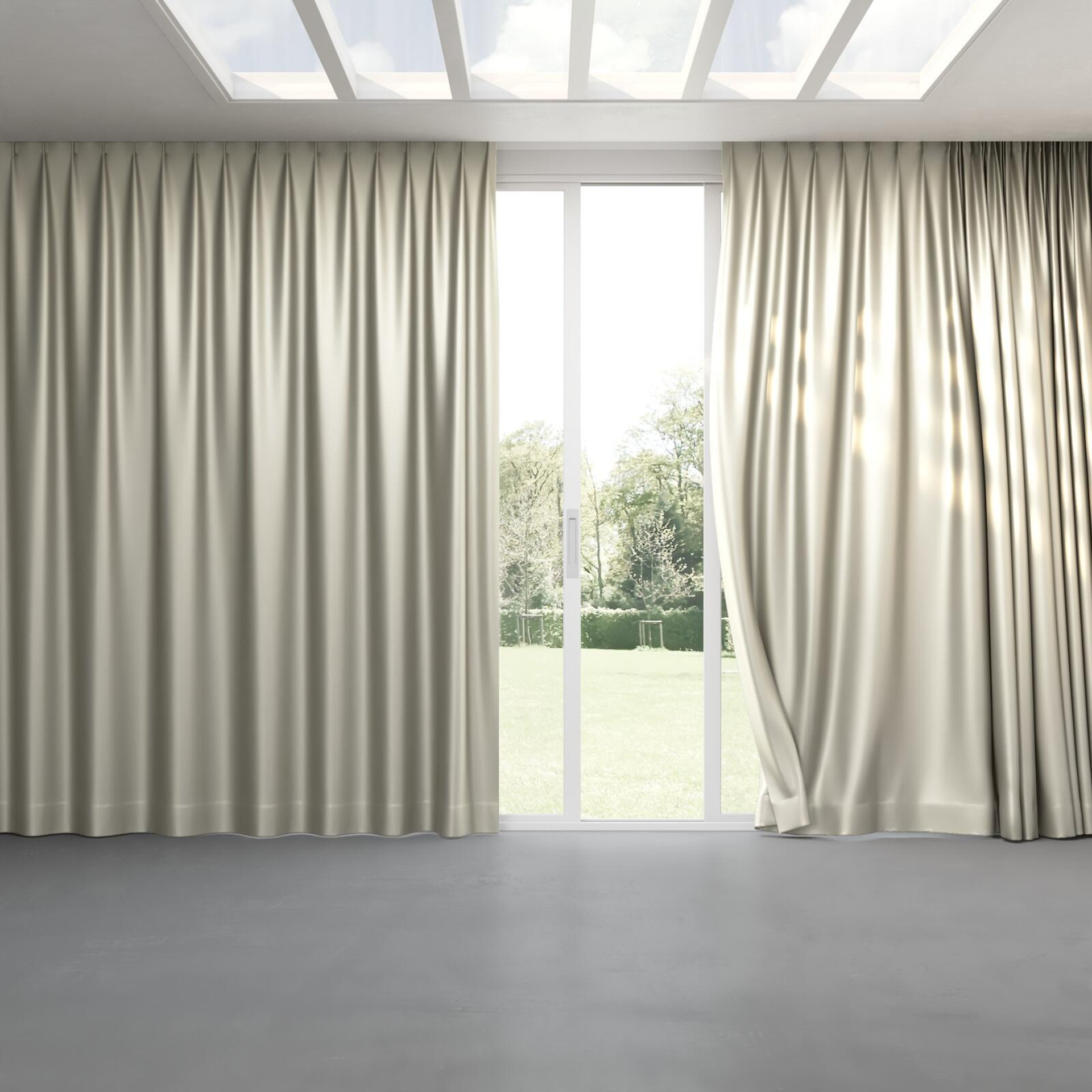 Full view of North Face Pearl, pinch pleat