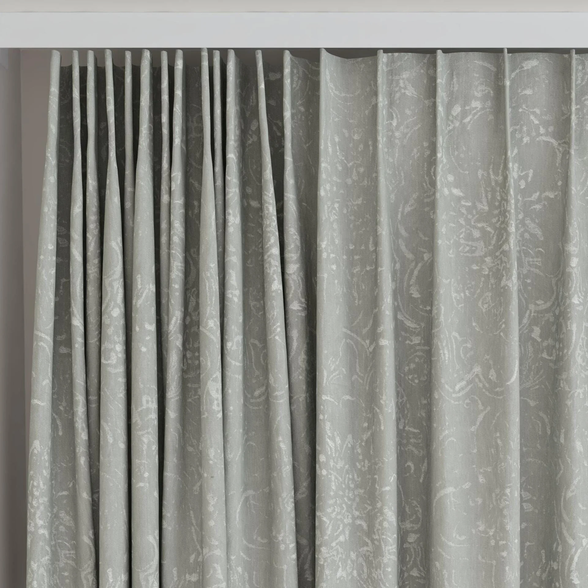 Top view of Azulejo Mineral, on curtain rail