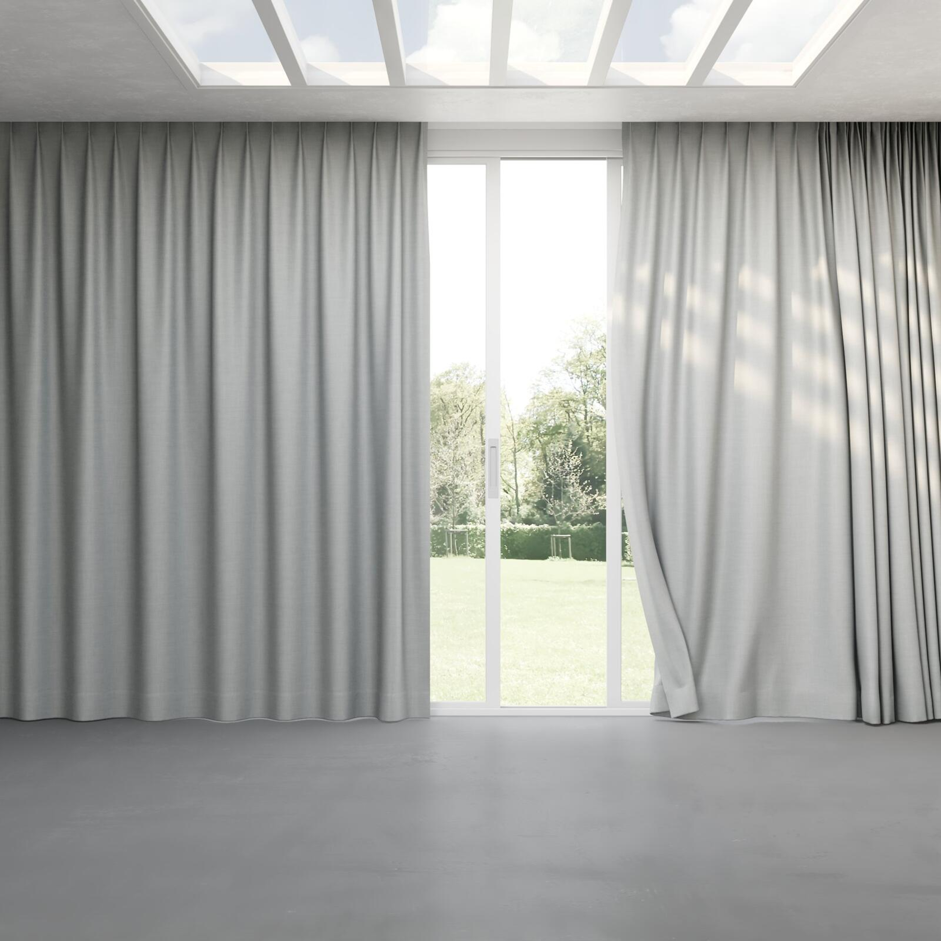 Full view of Keystone Iron, pinch pleat