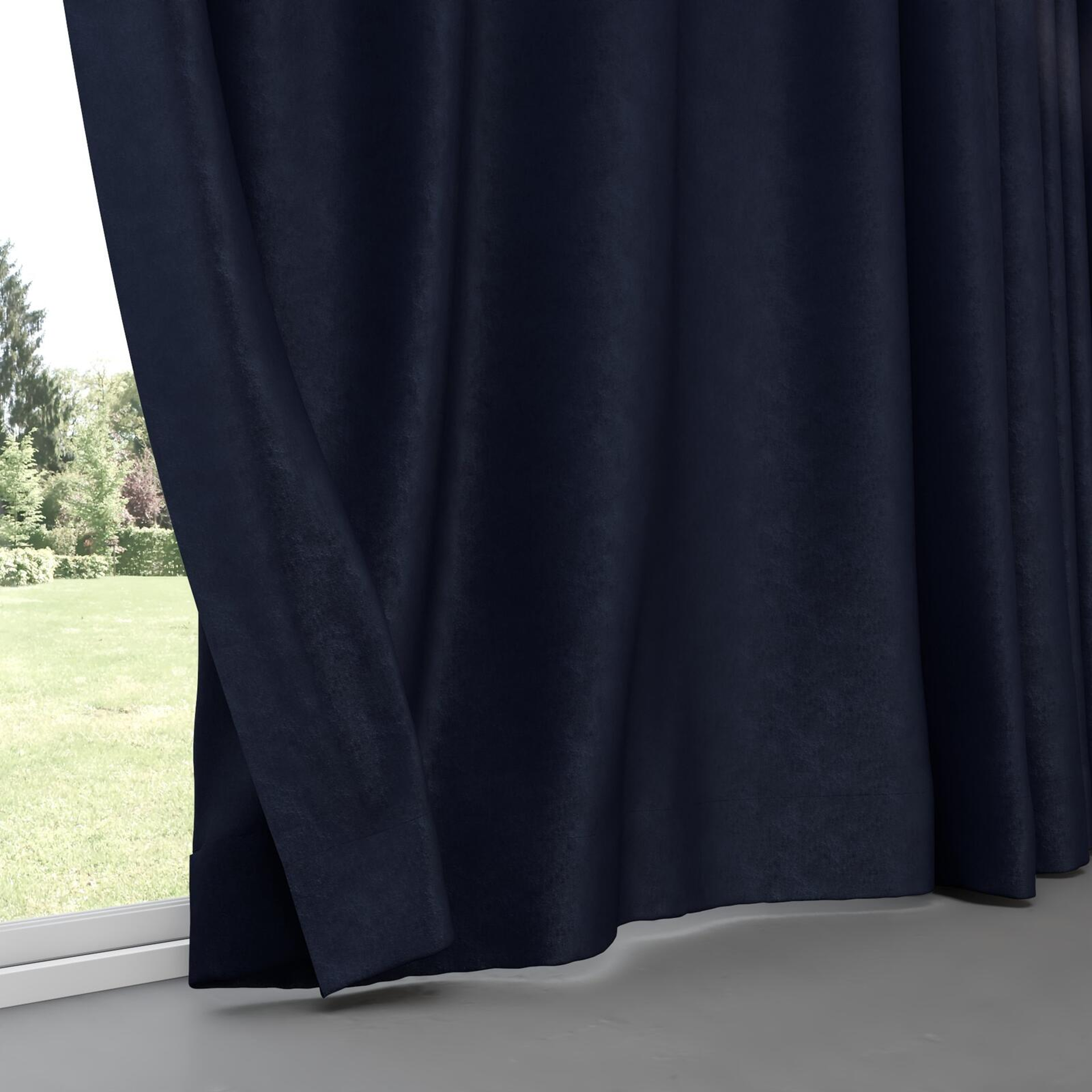 Bottom view of Lech Navy, pinch pleat