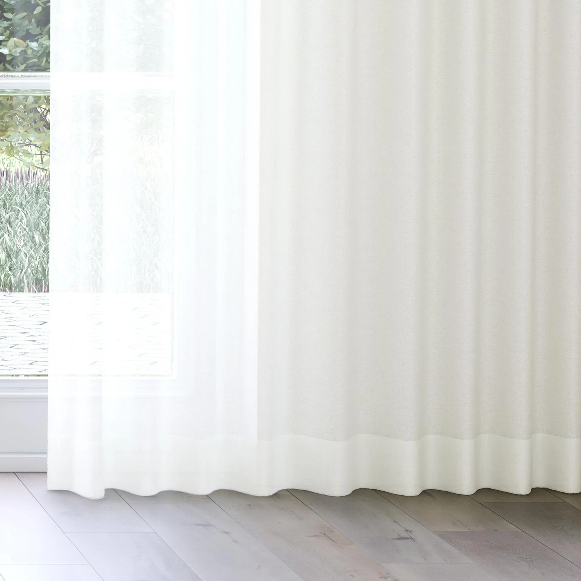 Bottom view of Illusion Champagne, on curtain rail
