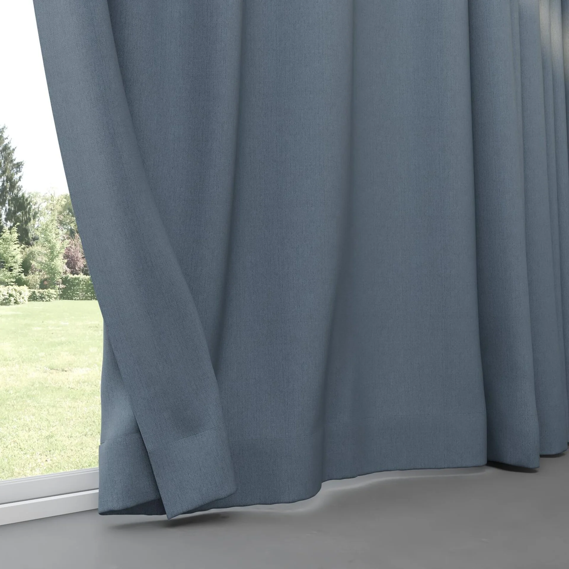 Bottom view of Darkness Stellar, pinch pleat
