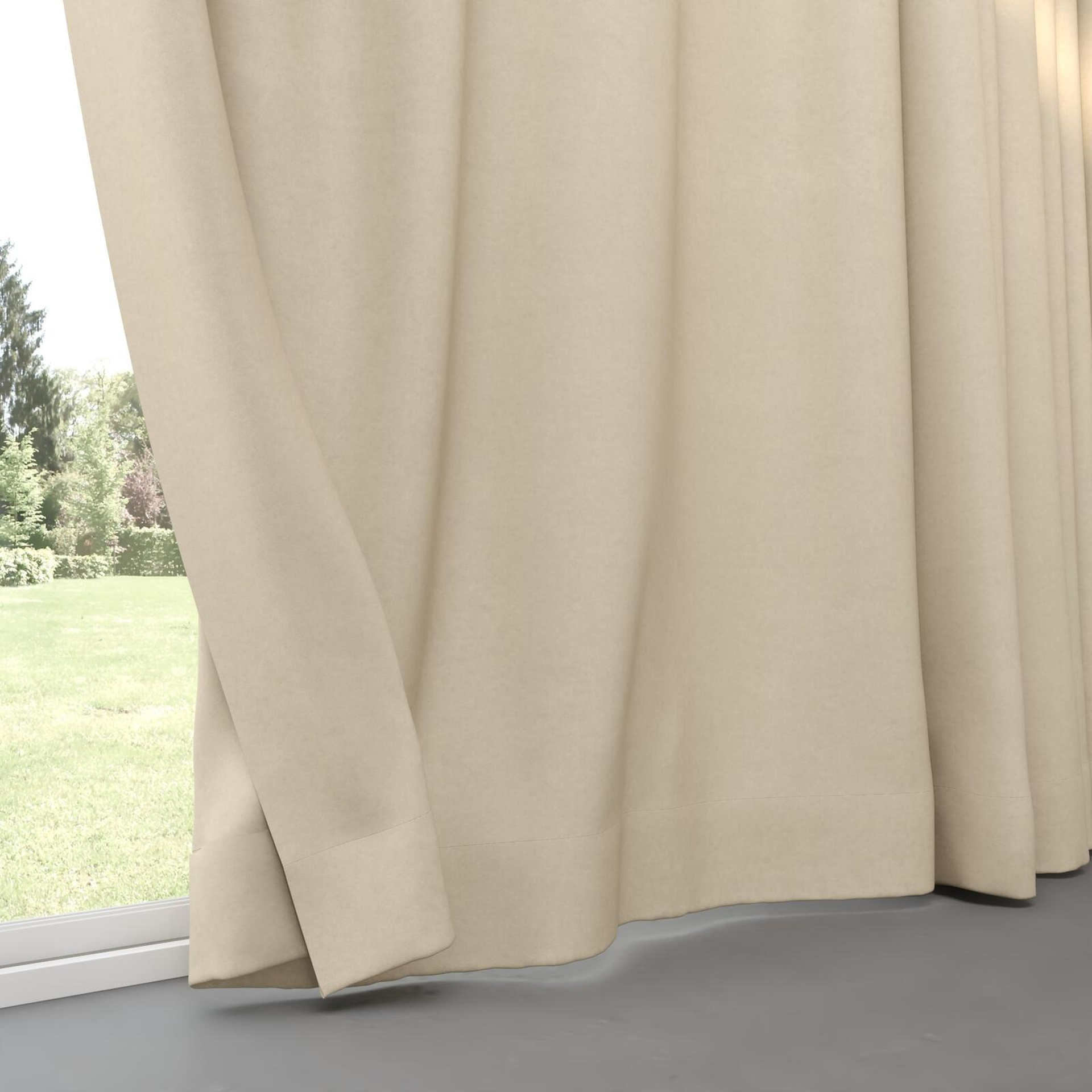 Bottom view of Peak Linen, pinch pleat