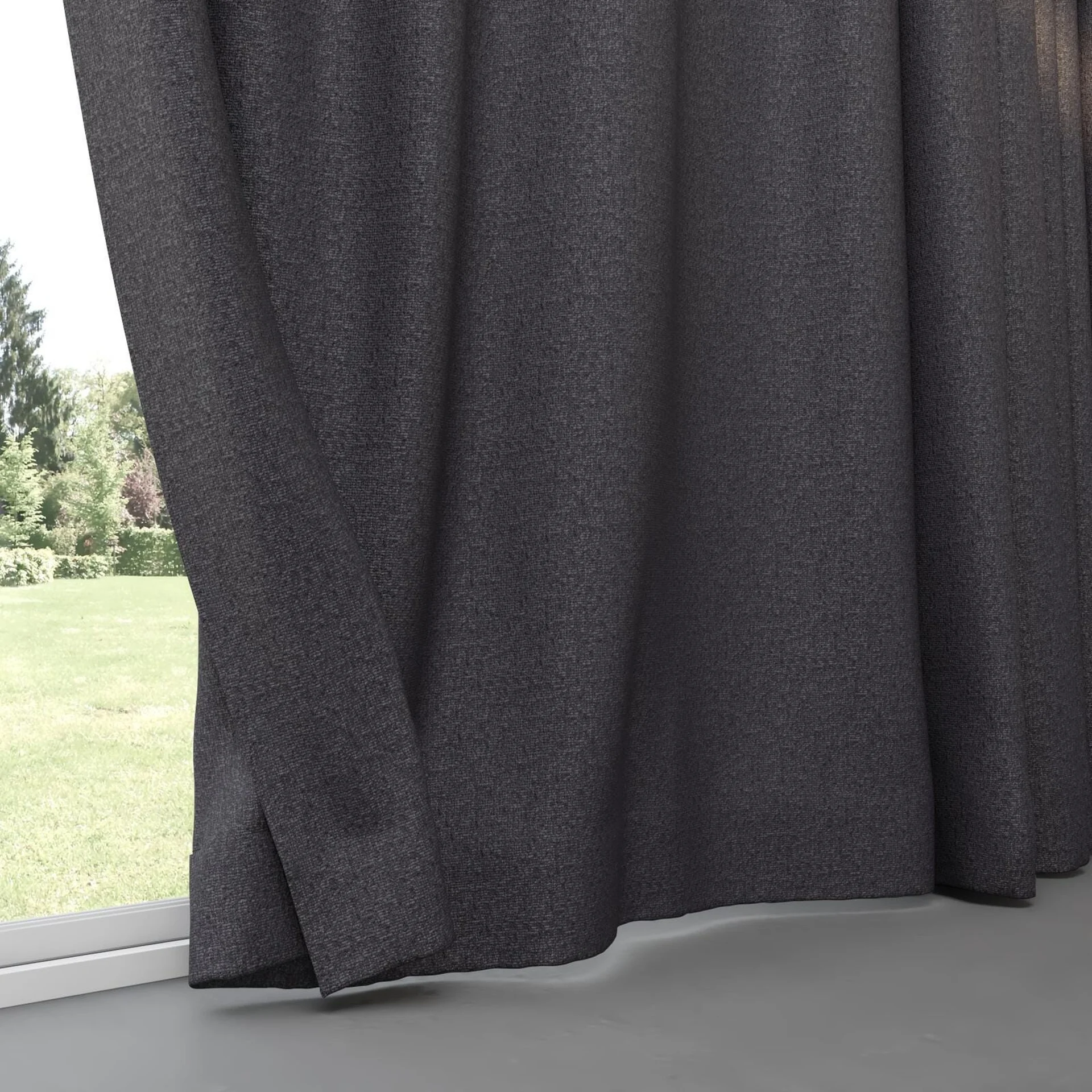 Bottom view of Sabik Anthracite, pinch pleat