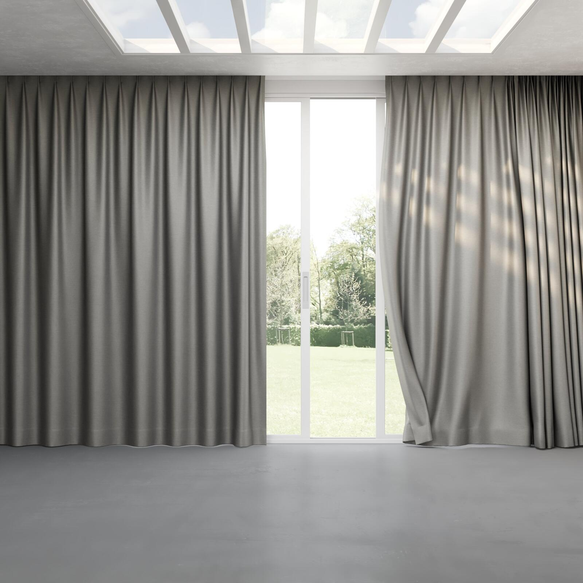 Full view of Provence Shark, pinch pleat