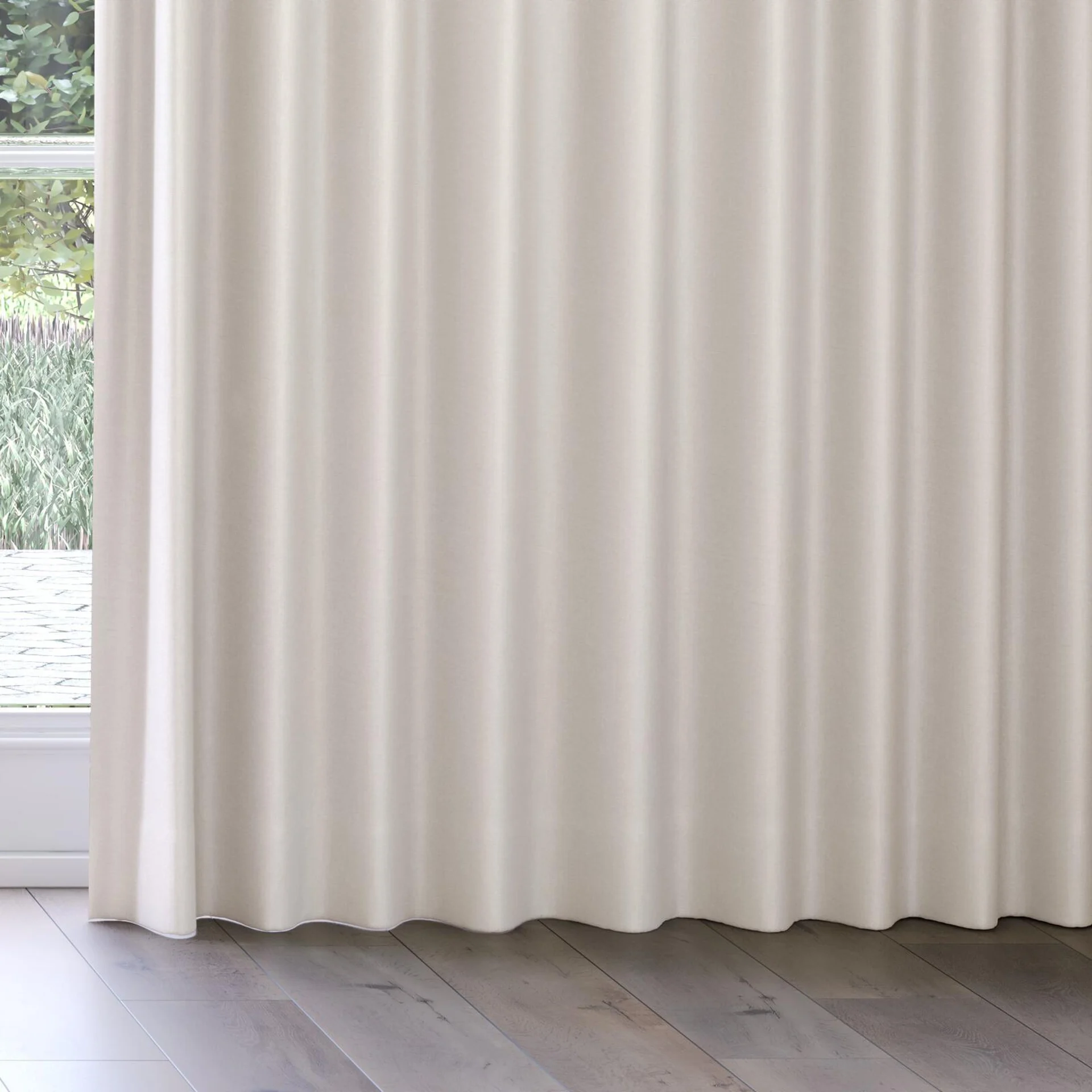 Bottom view of Bavaria Nougat, on curtain rail