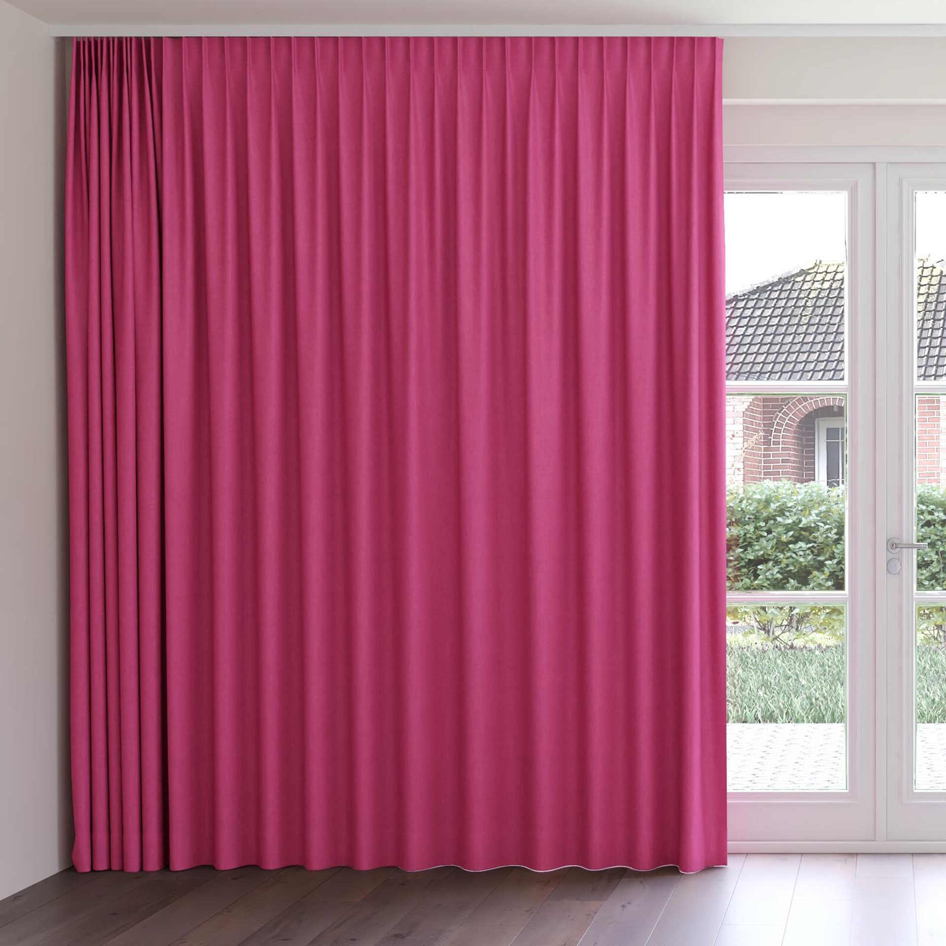 Front view of Rover Magenta, on curtain rail