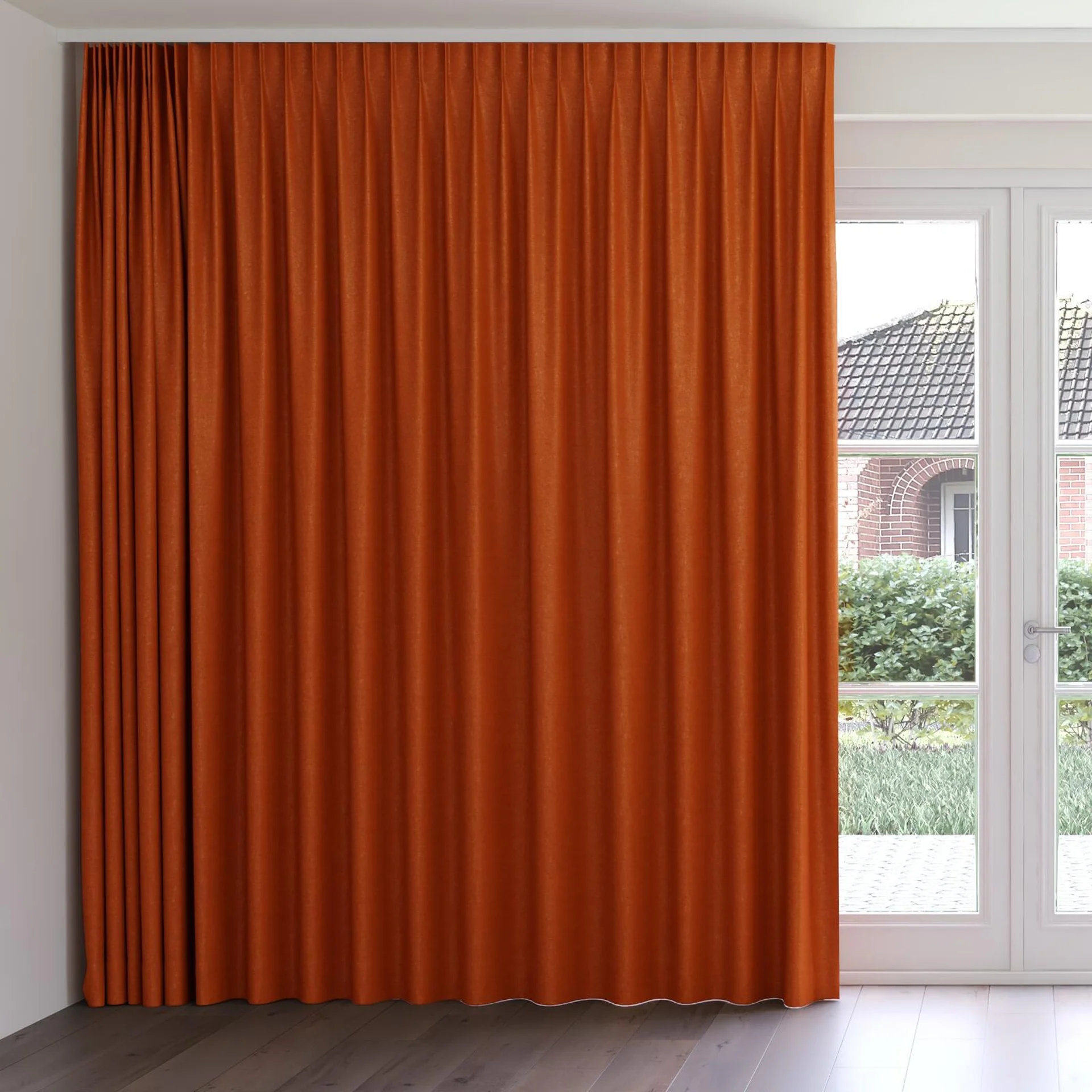 Front view of Drama Brick, on curtain rail