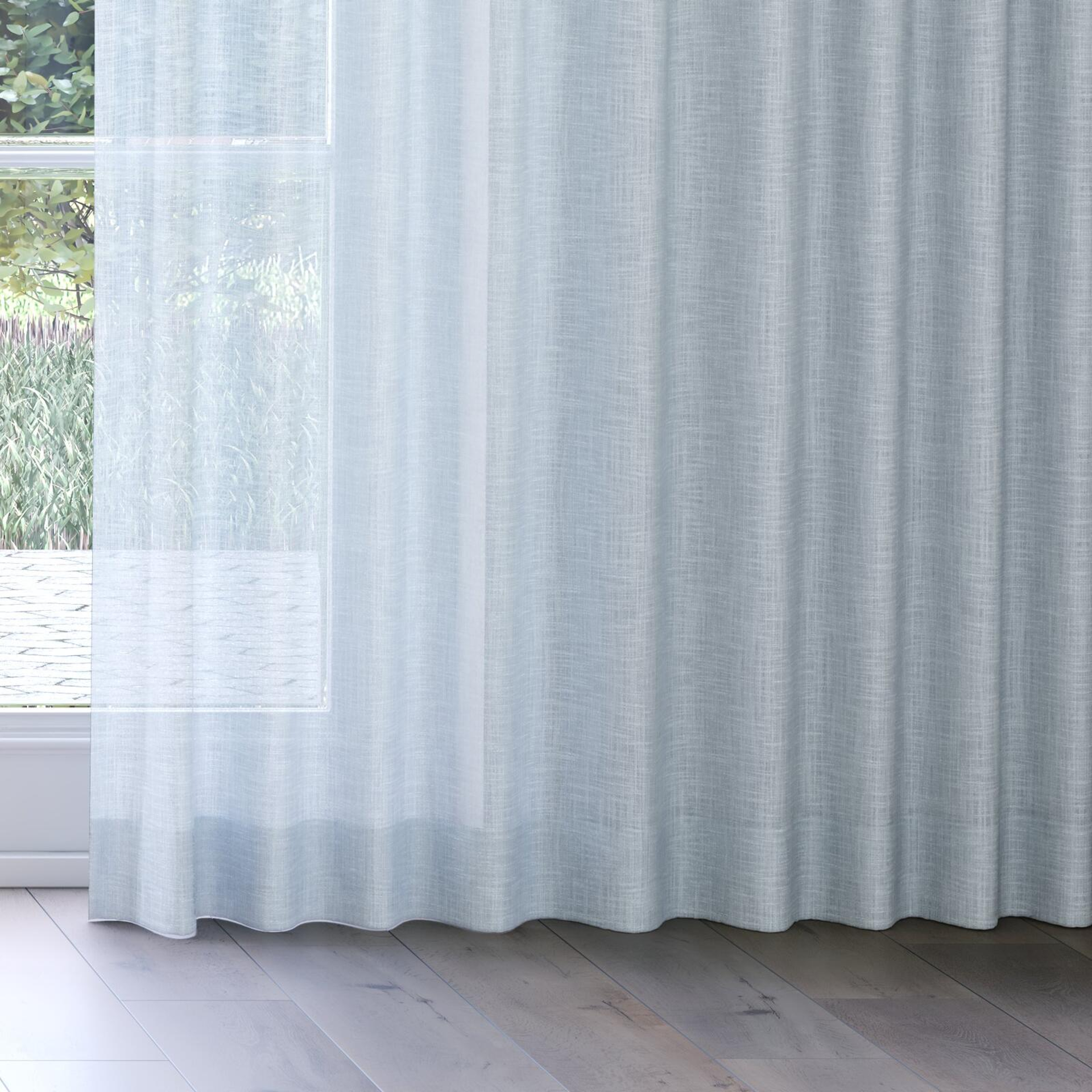 Bottom view of Motion Whisper, on curtain rail