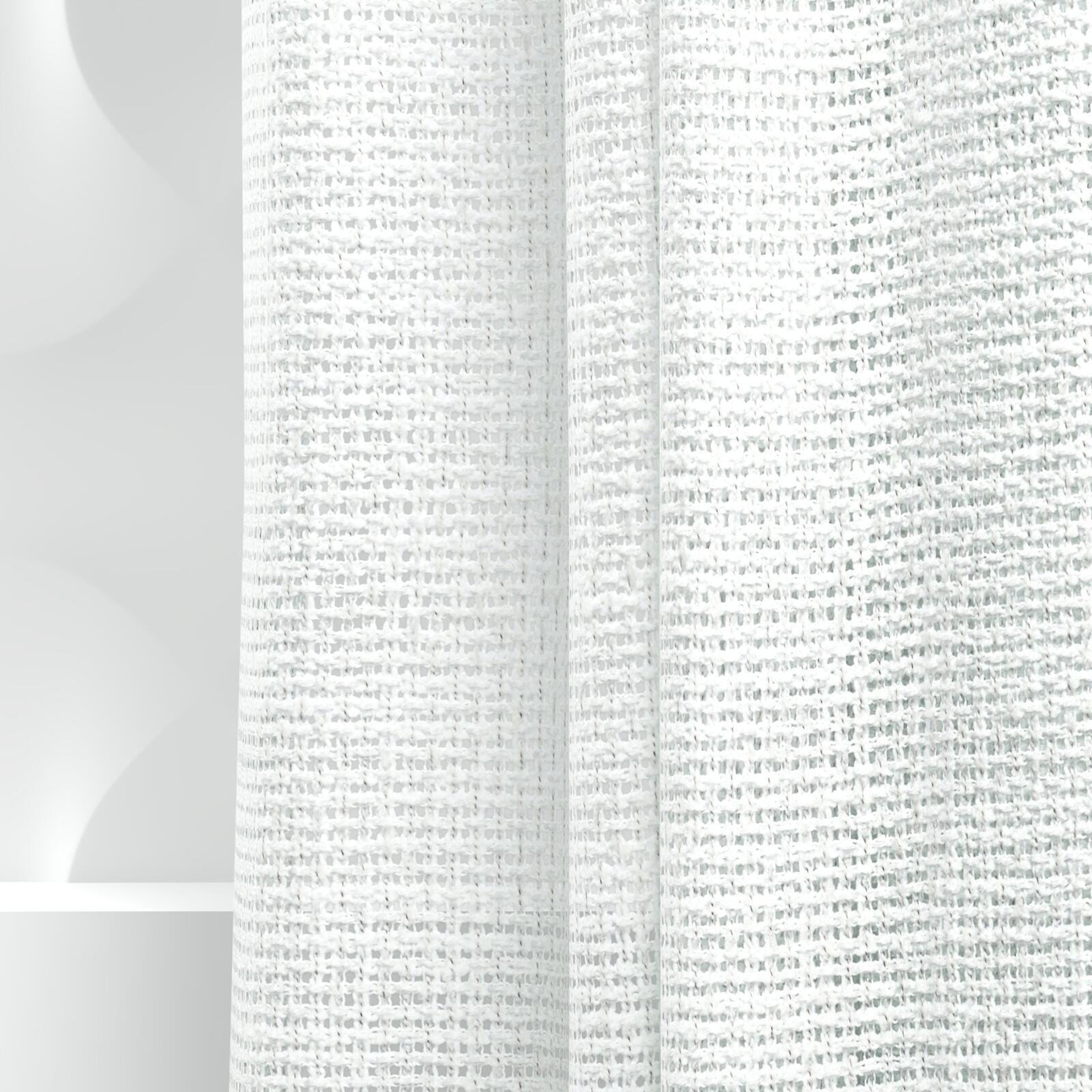 Detailed view of Threaded Wool