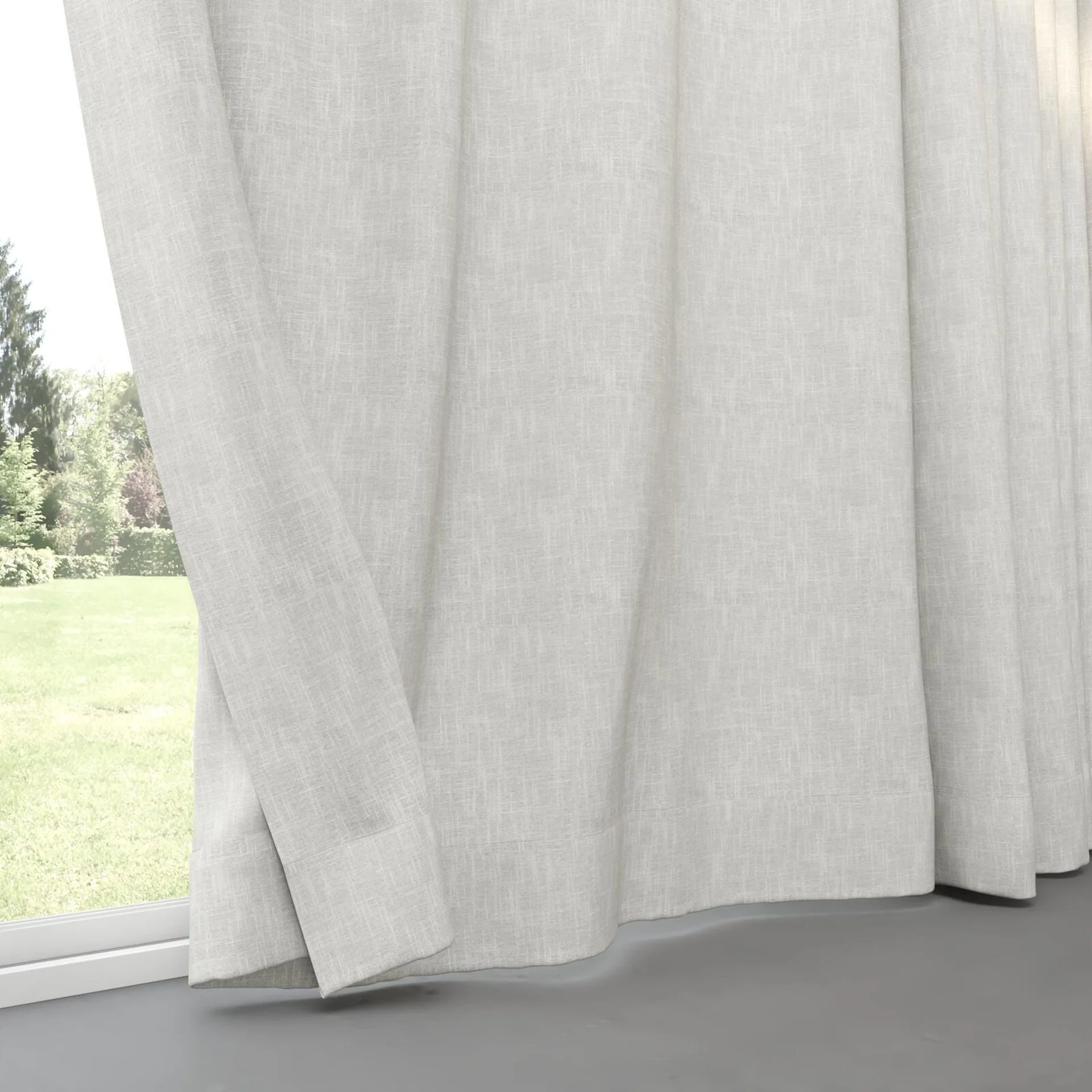 Bottom view of Retreat II Ash, pinch pleat