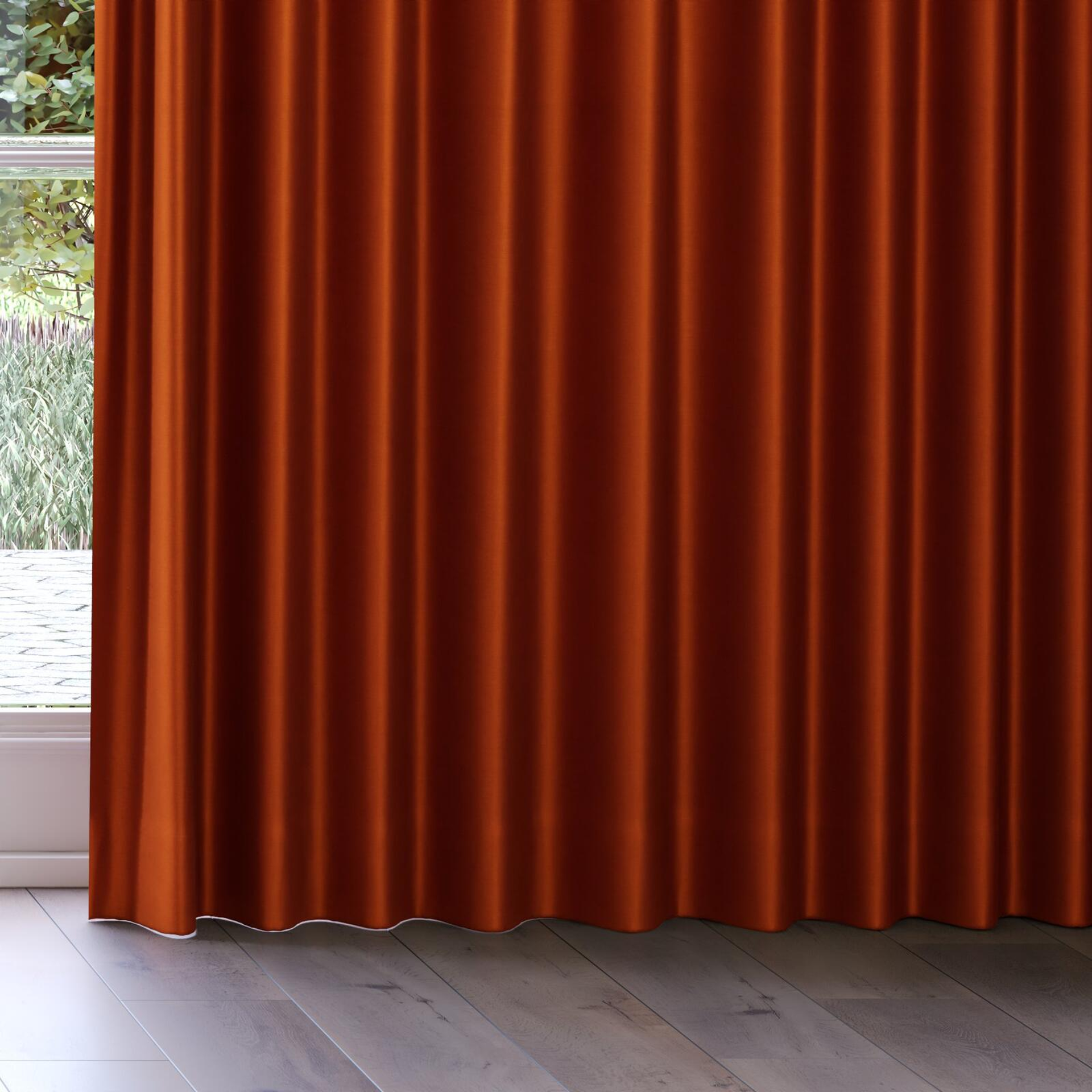 Bottom view of Mont Blanc Copper, on curtain rail