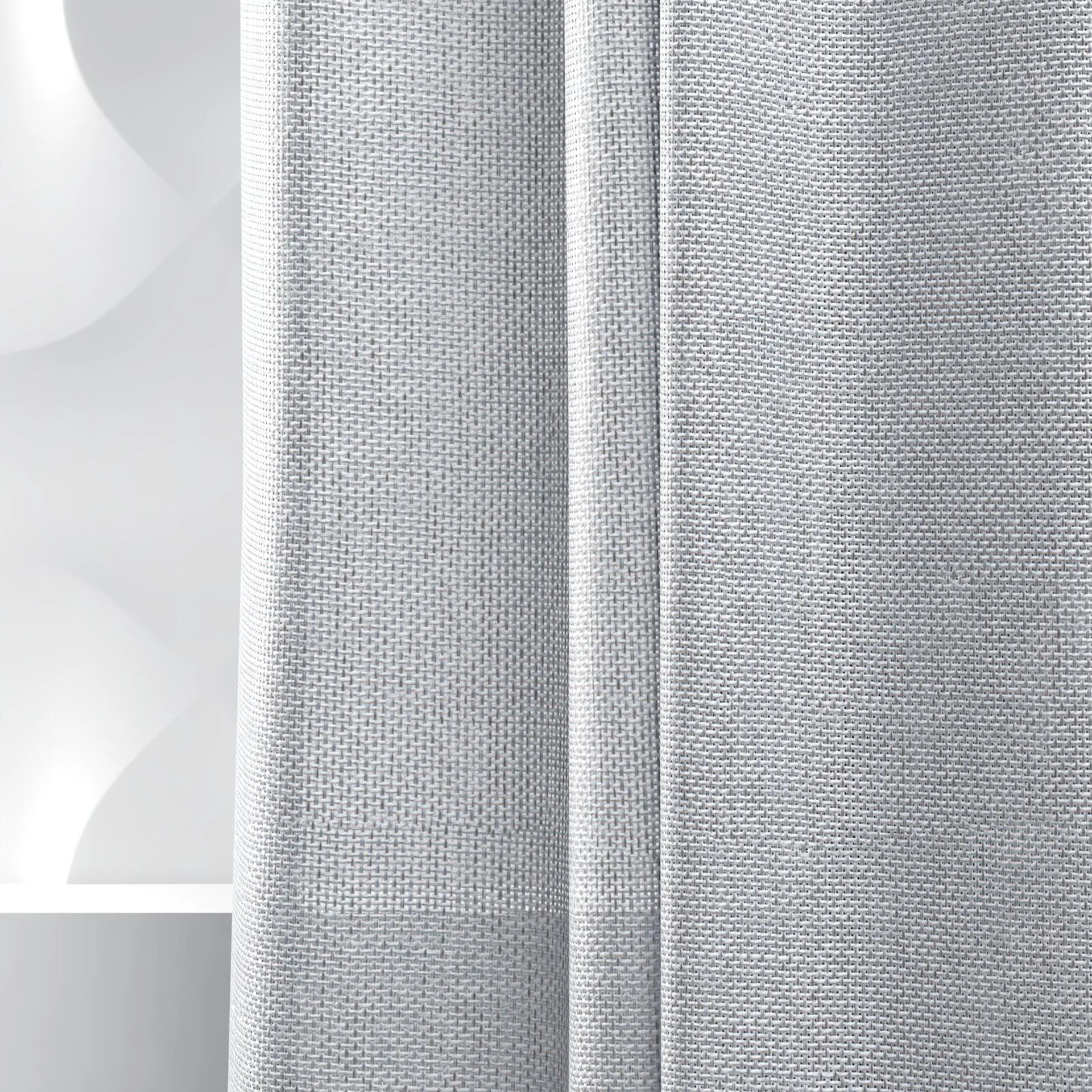 Detailed view of Twister Silver
