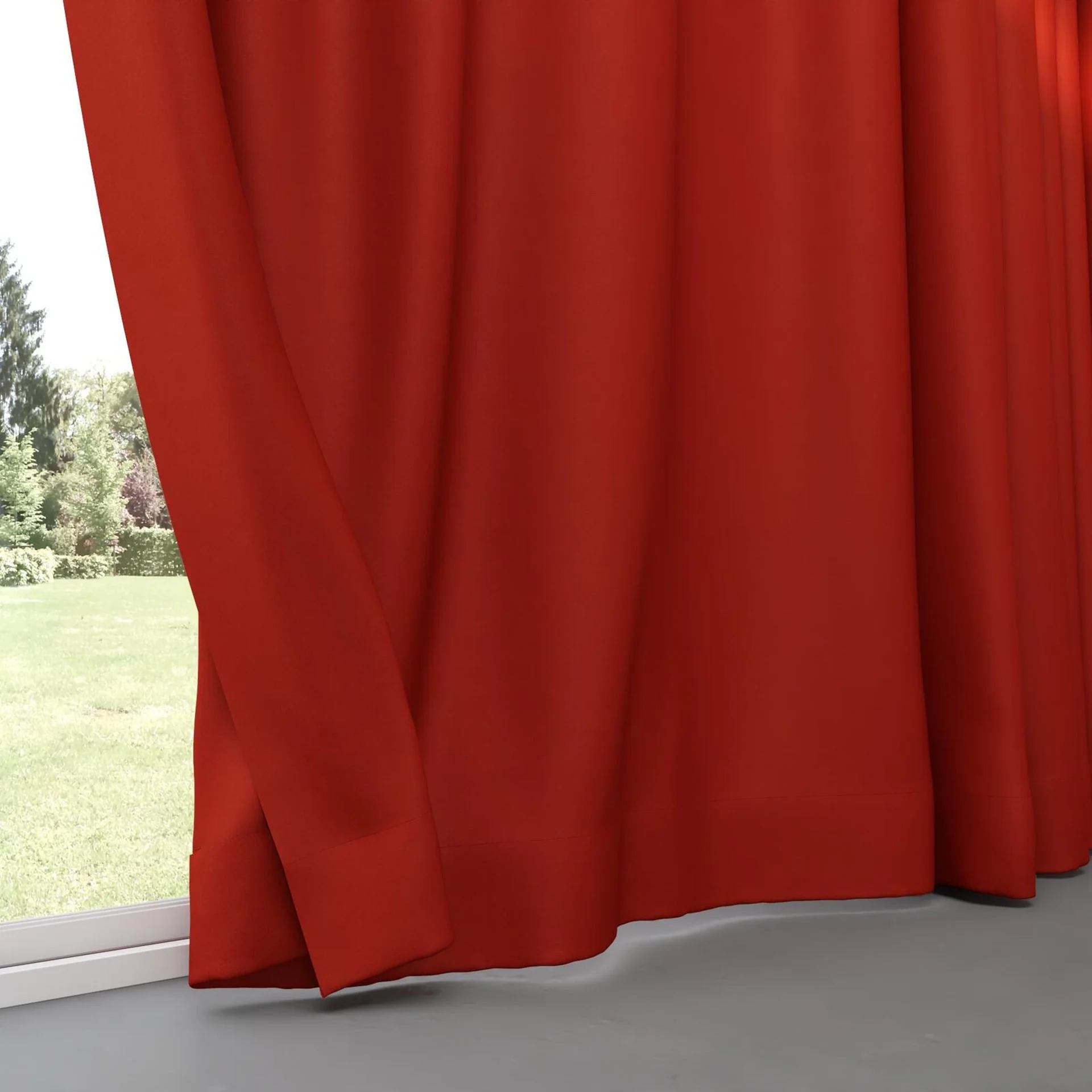 Bottom view of Woolskin Auburn, pinch pleat
