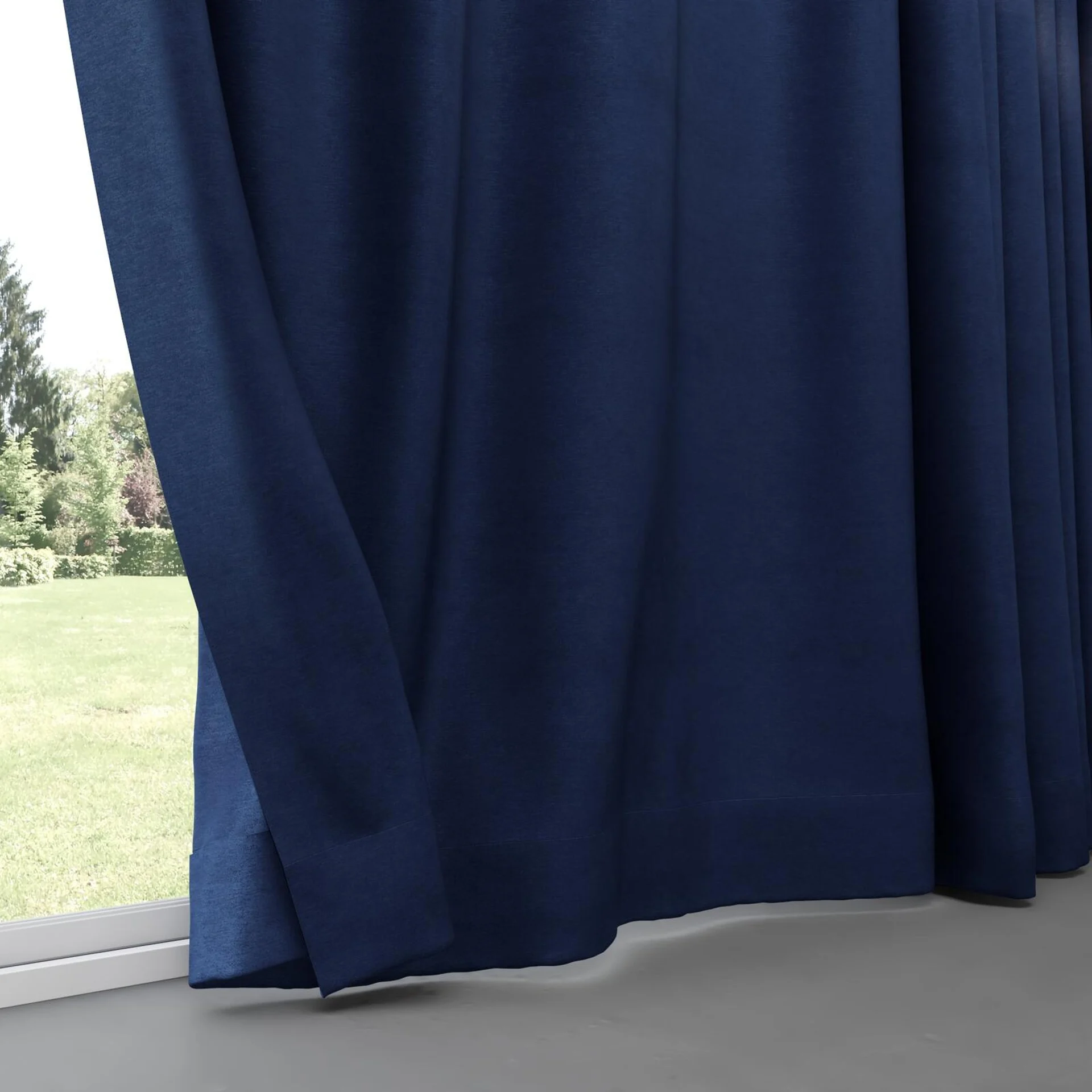 Bottom view of Baron Cobalt, pinch pleat