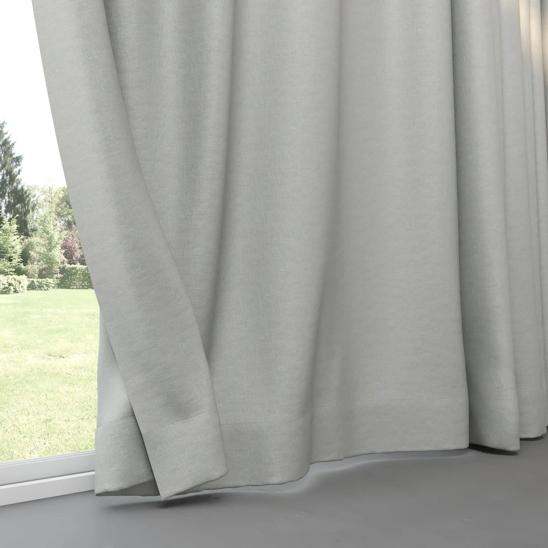 Bottom view of Infinite Silver, pinch pleat