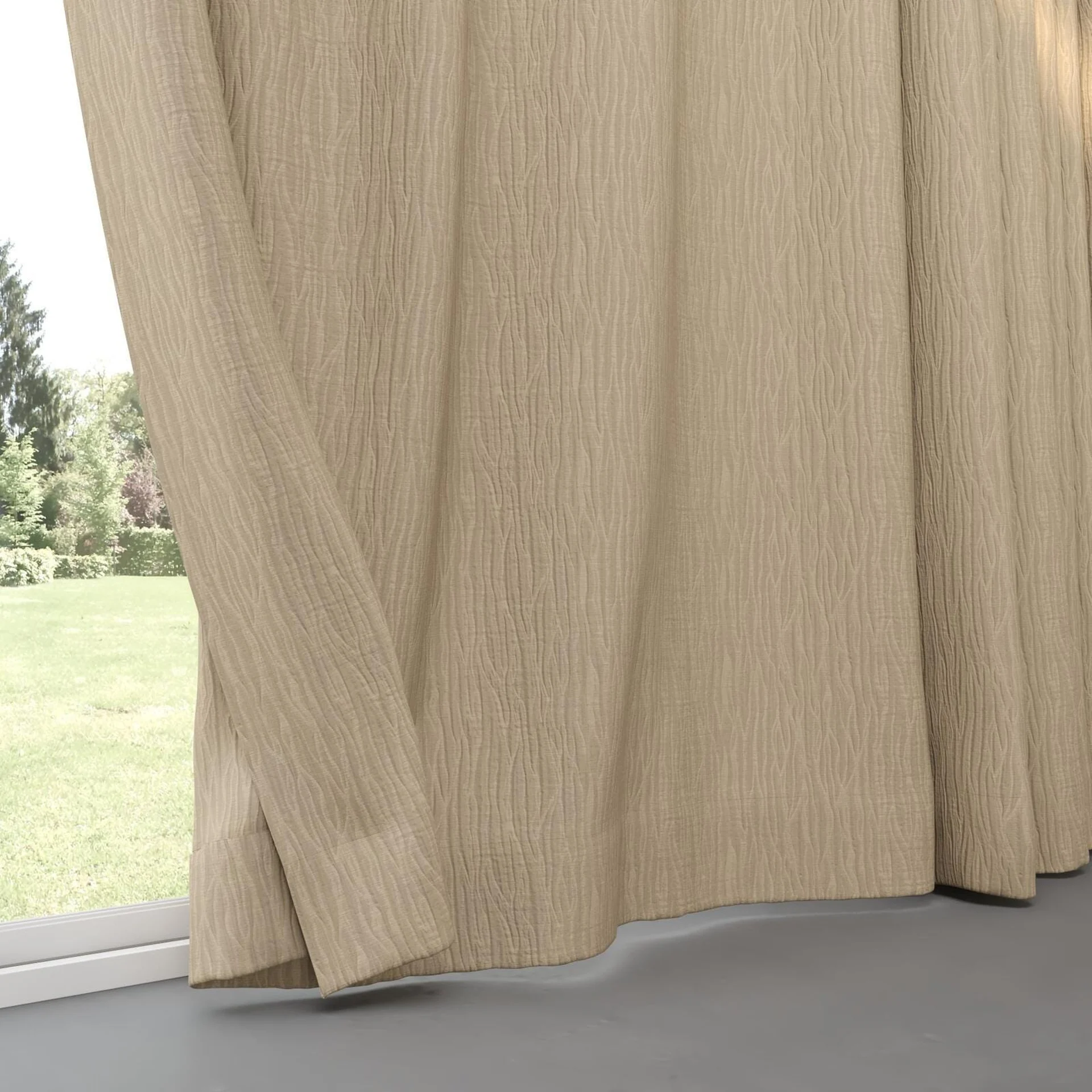 Bottom view of Sandrift Caramel, pinch pleat