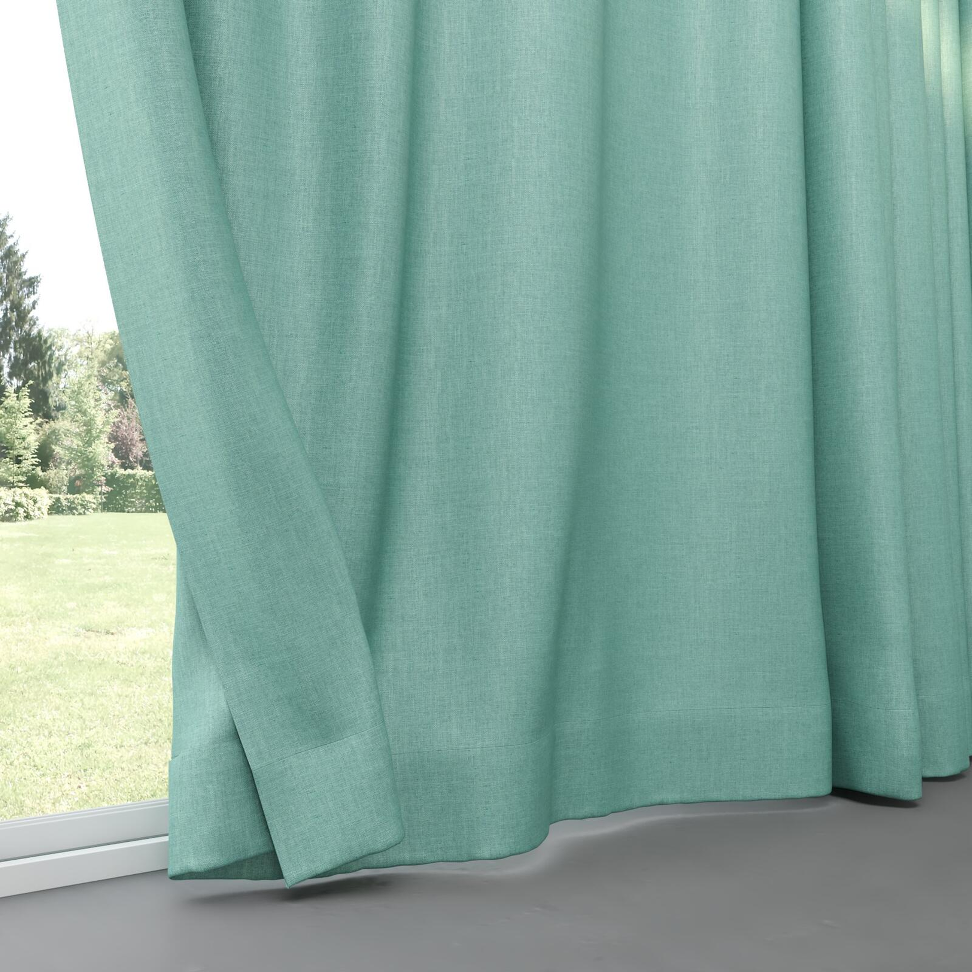 Bottom view of Frisco Porcelain, pinch pleat