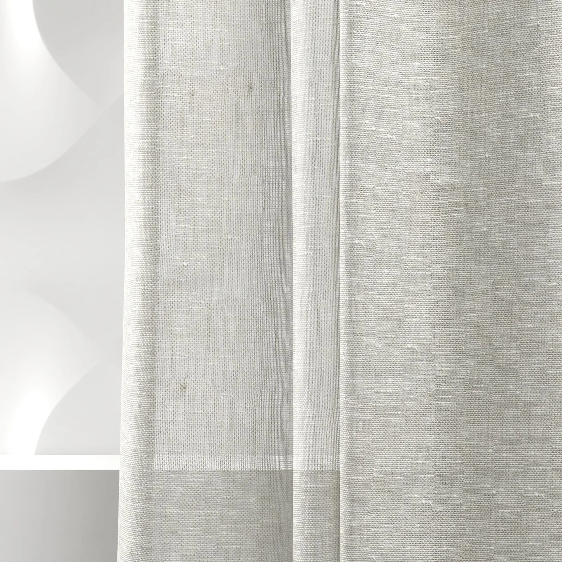 Detailed view of Laconia Air Silver