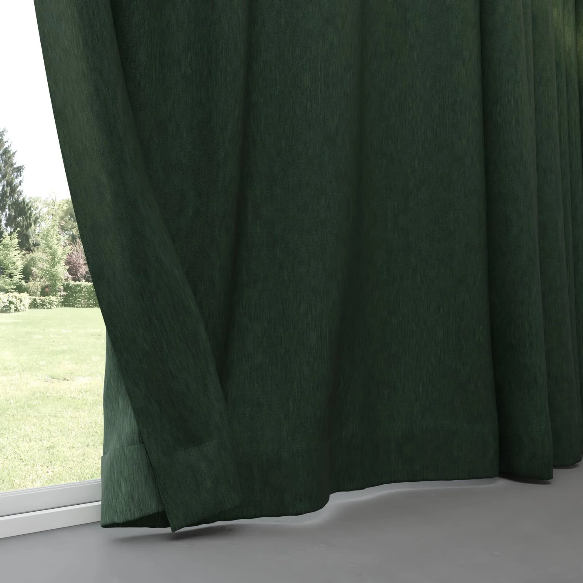 Bottom view of Tuxedo Ivy, pinch pleat