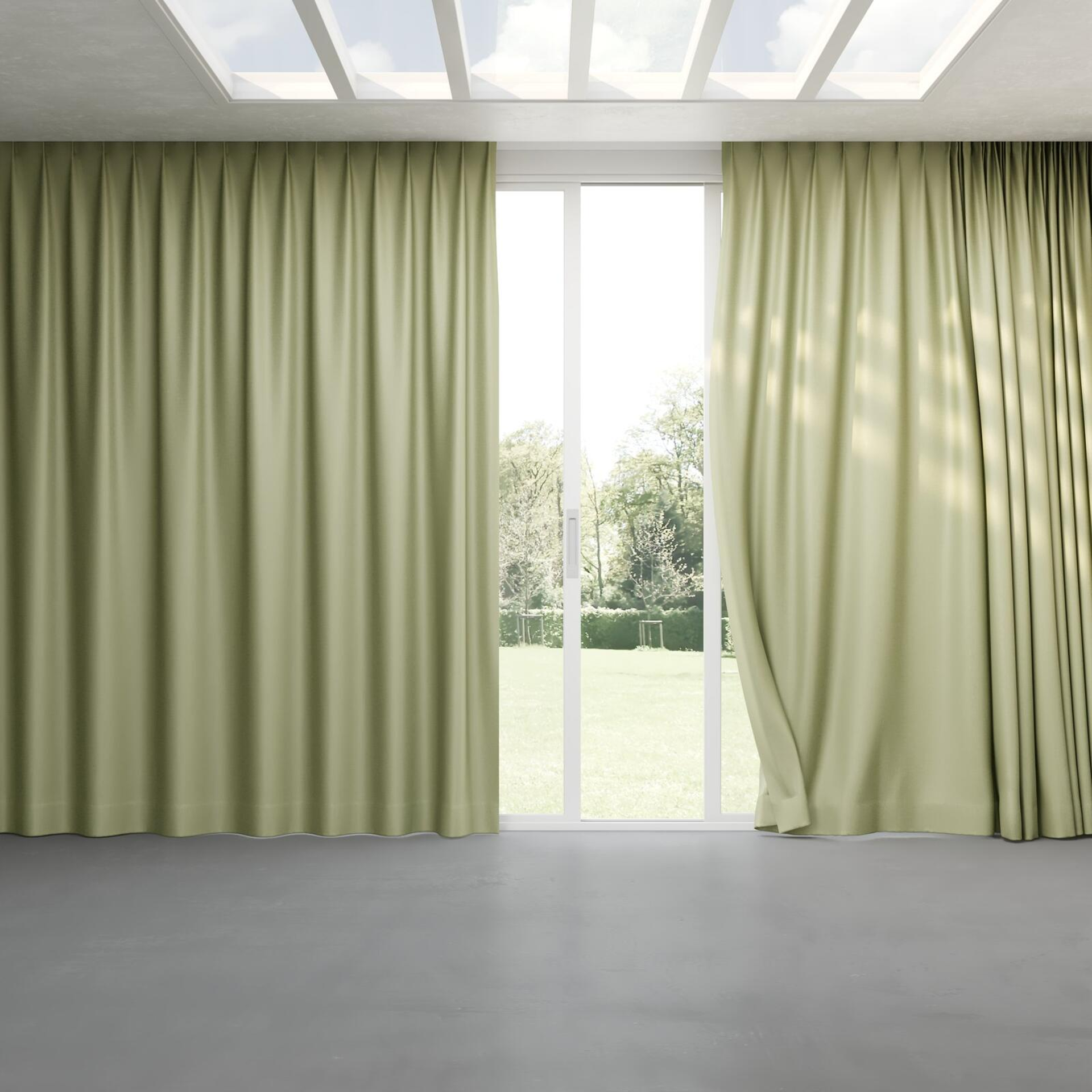 Full view of Rewind Mint, pinch pleat