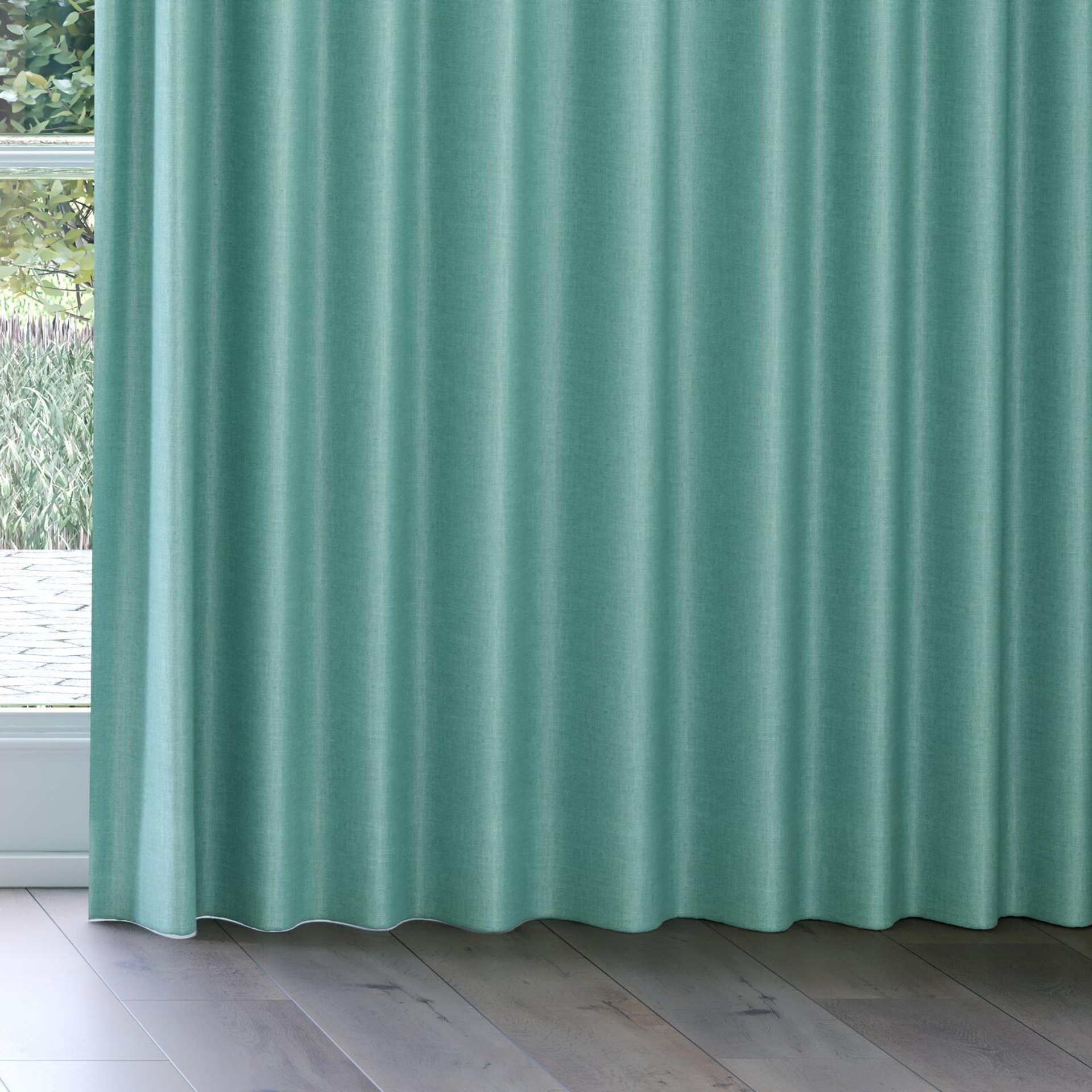 Bottom view of Frisco Porcelain, on curtain rail